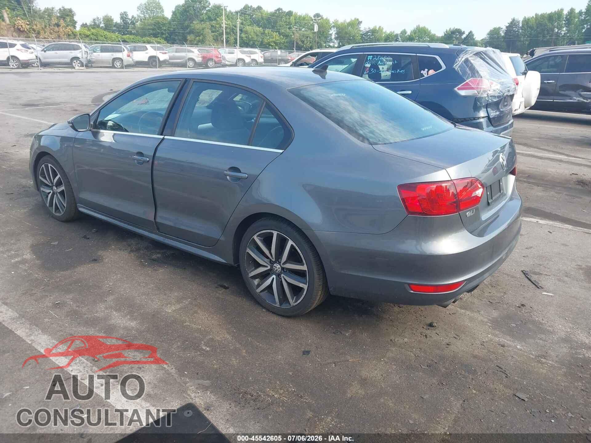 VOLKSWAGEN JETTA 2013 - 3VW4A7AJ3DM240819