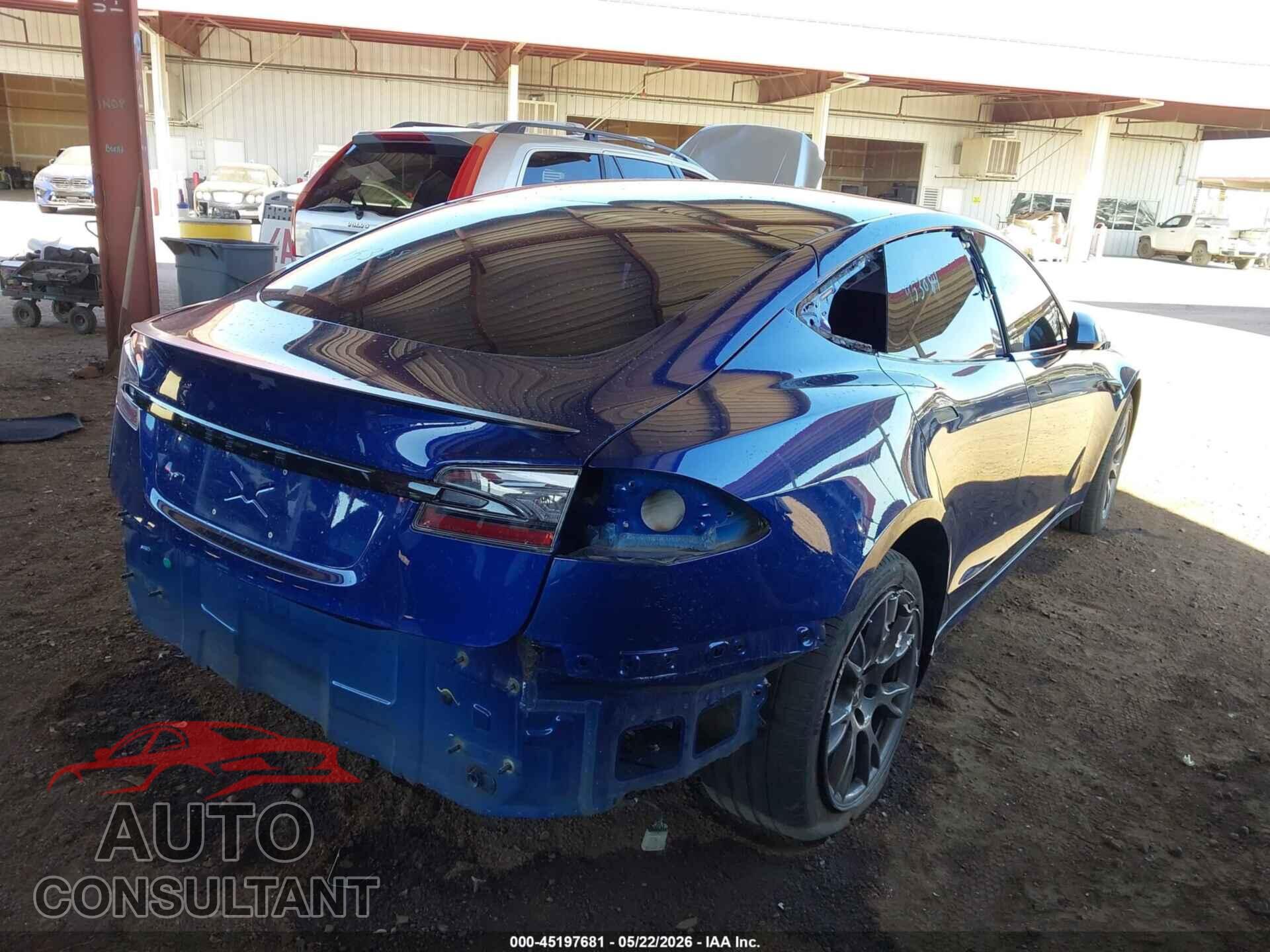 TESLA MODEL S 2021 - 5YJSA1E64MF453084