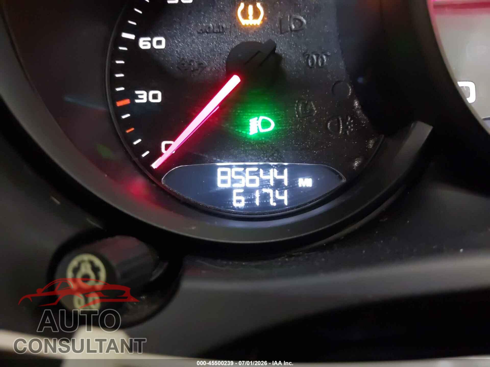 PORSCHE MACAN 2017 - WP1AB2A57HLB13733