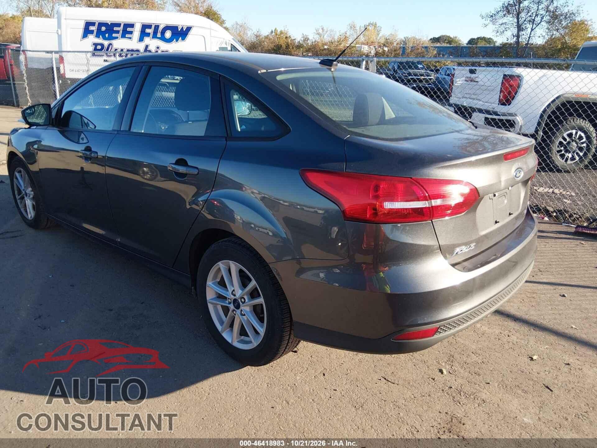 FORD FOCUS 2017 - 1FADP3F28HL311327
