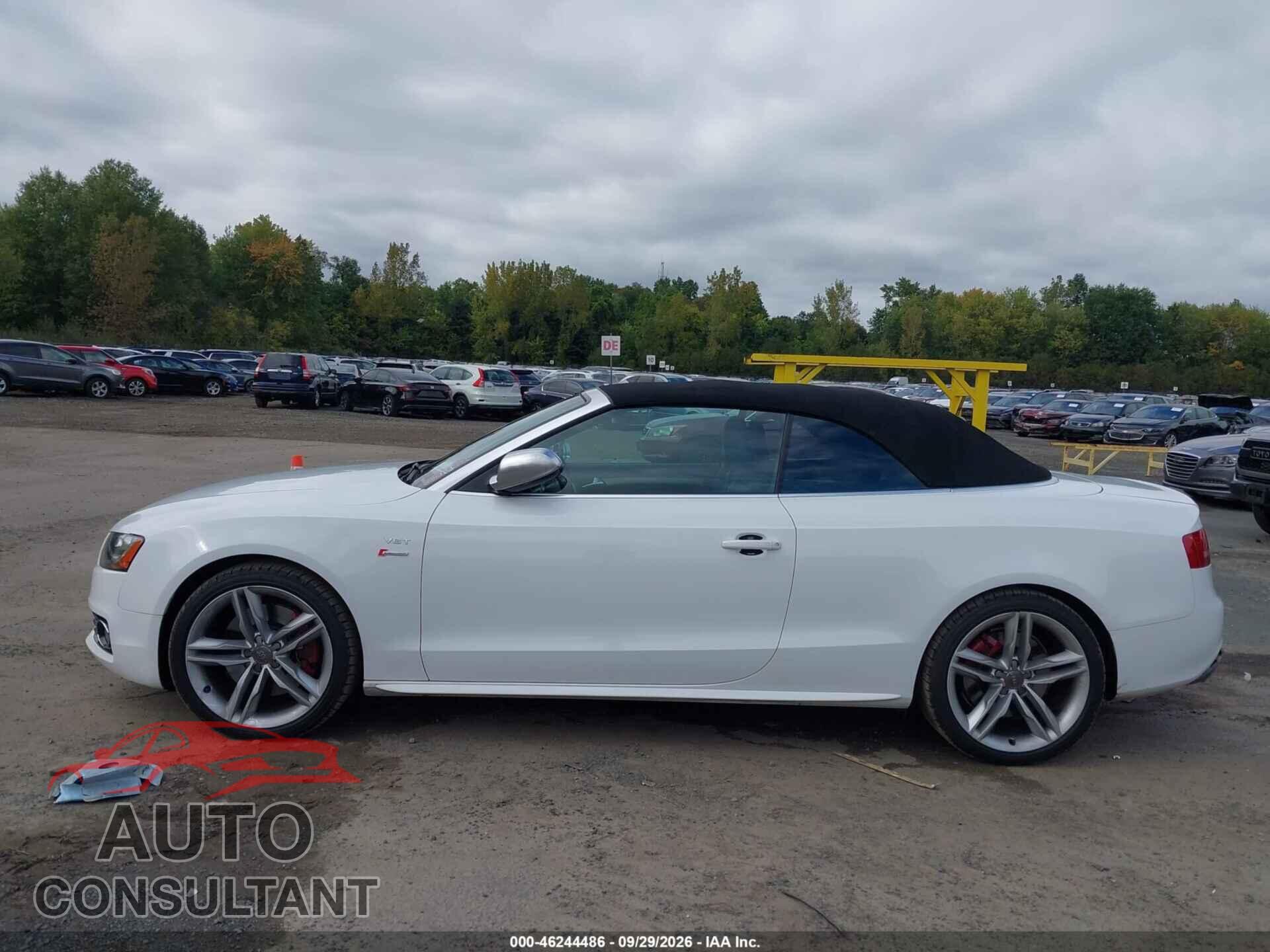 AUDI S5 2011 - WAUCGAFH6BN015102