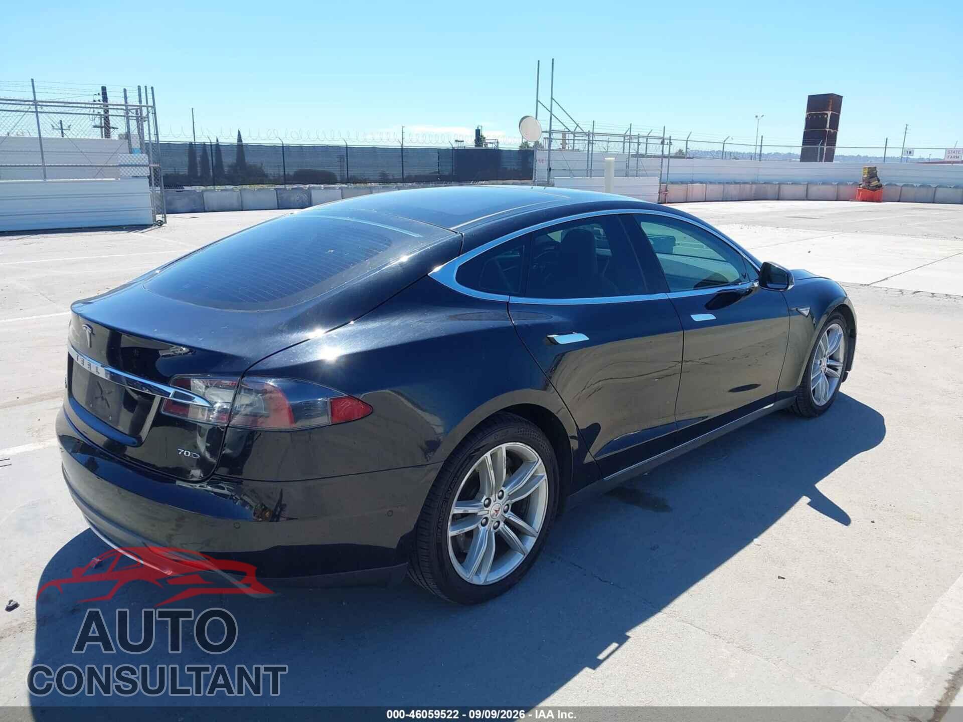 TESLA MODEL S 2016 - 5YJSA1E27GF122081