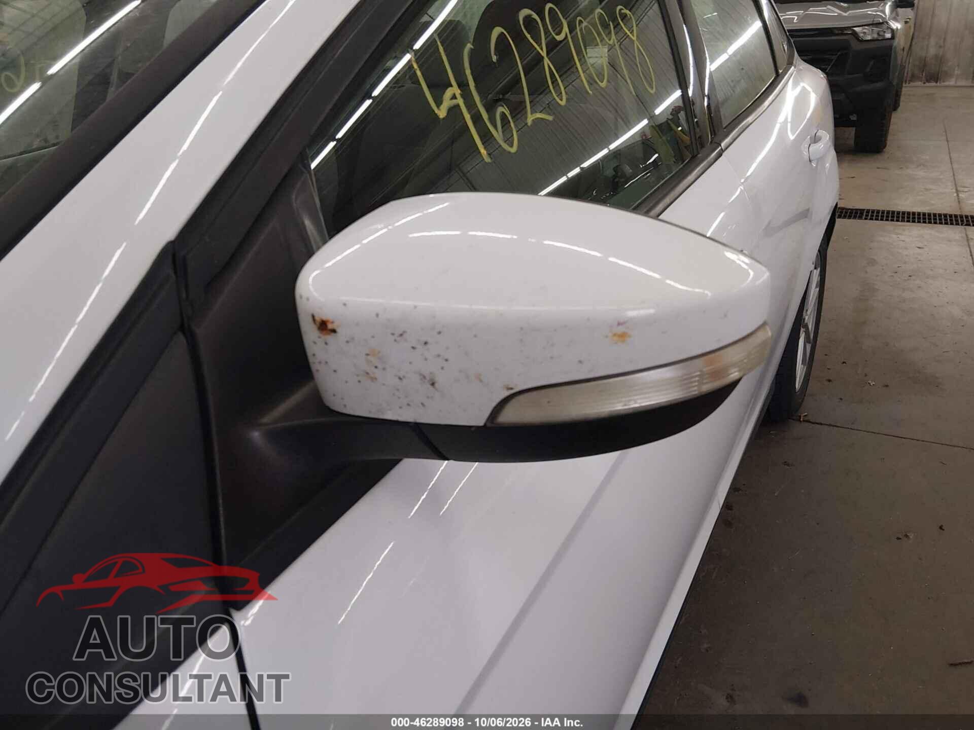 FORD FOCUS 2015 - 1FADP3F23FL364577