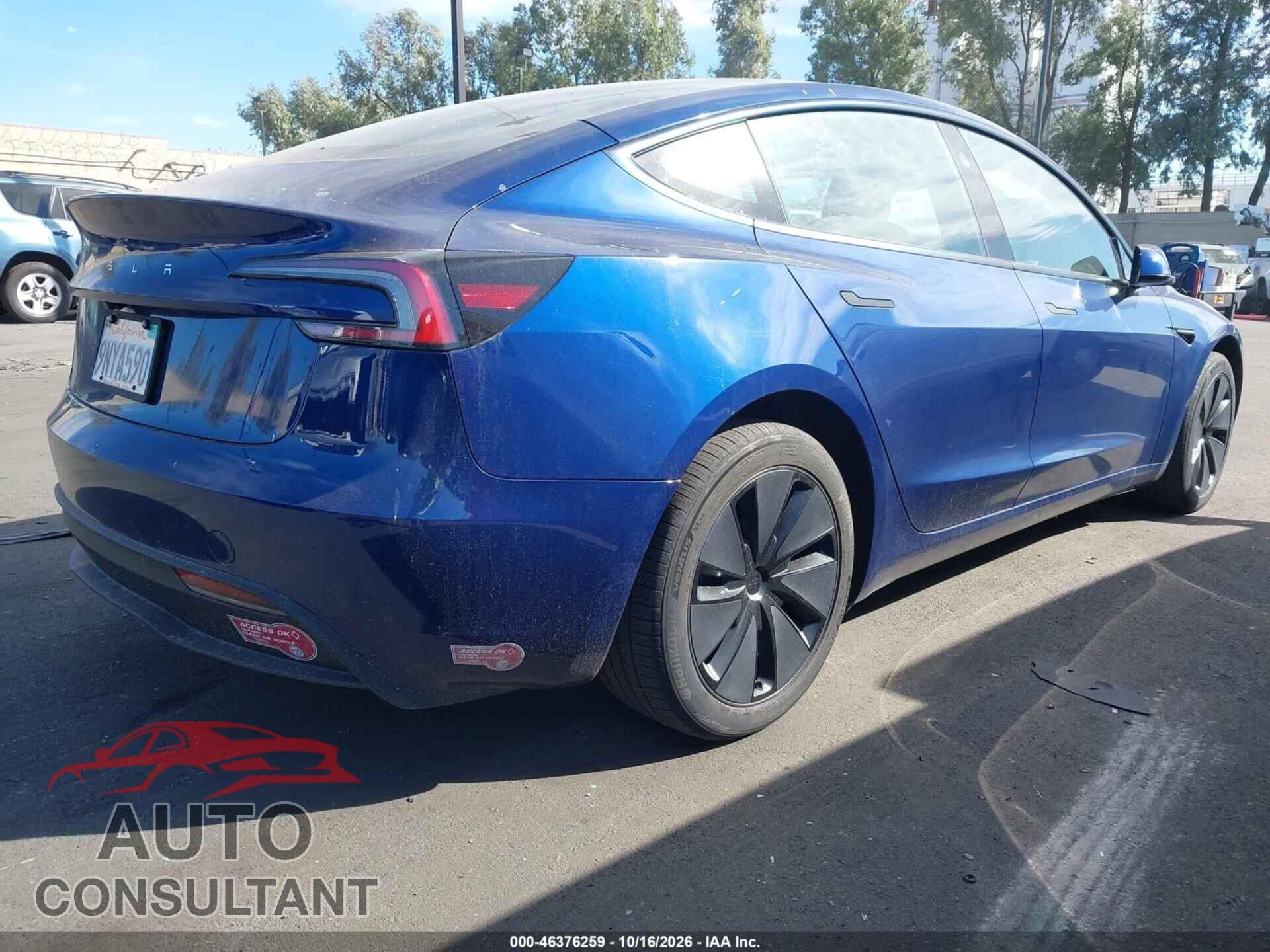 TESLA MODEL 3 2024 - 5YJ3E1EA2RF835750