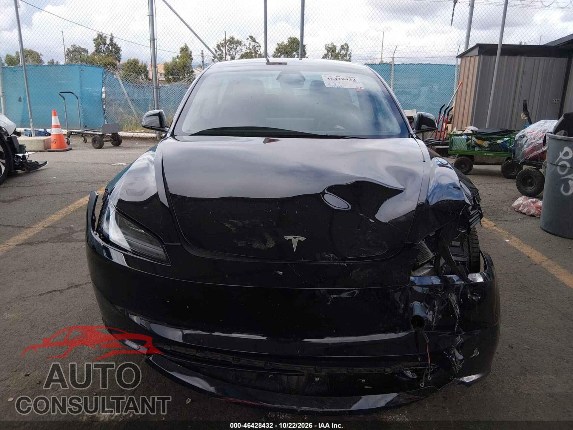 TESLA MODEL 3 2024 - 5YJ3E1EA5RF732810