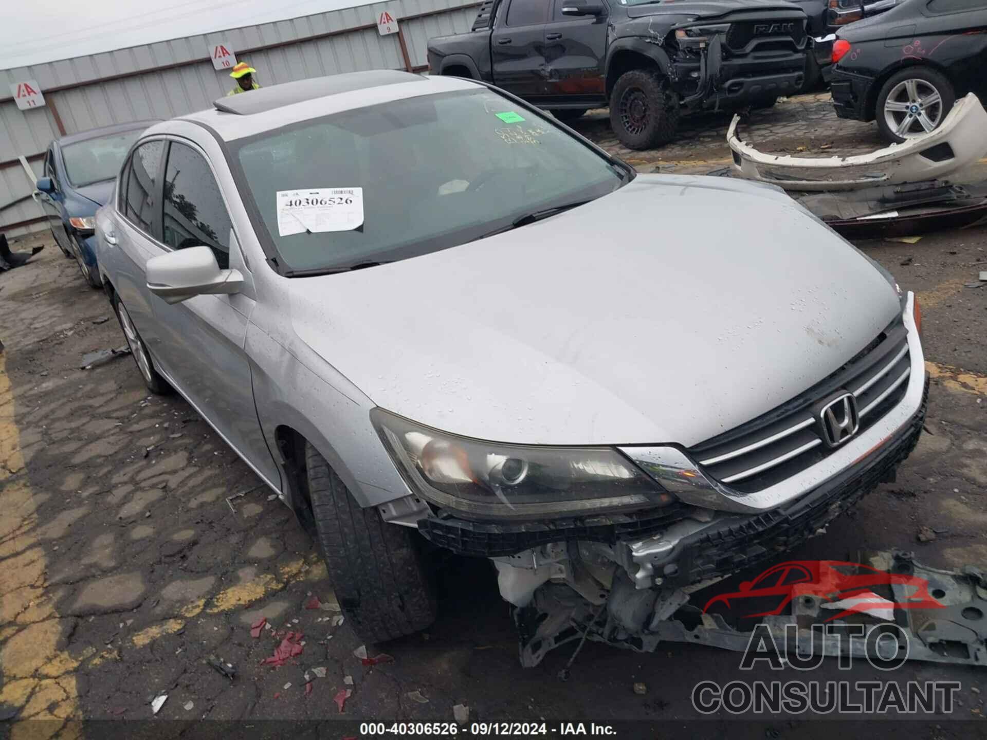 HONDA ACCORD 2013 - 1HGCR2F75DA059582