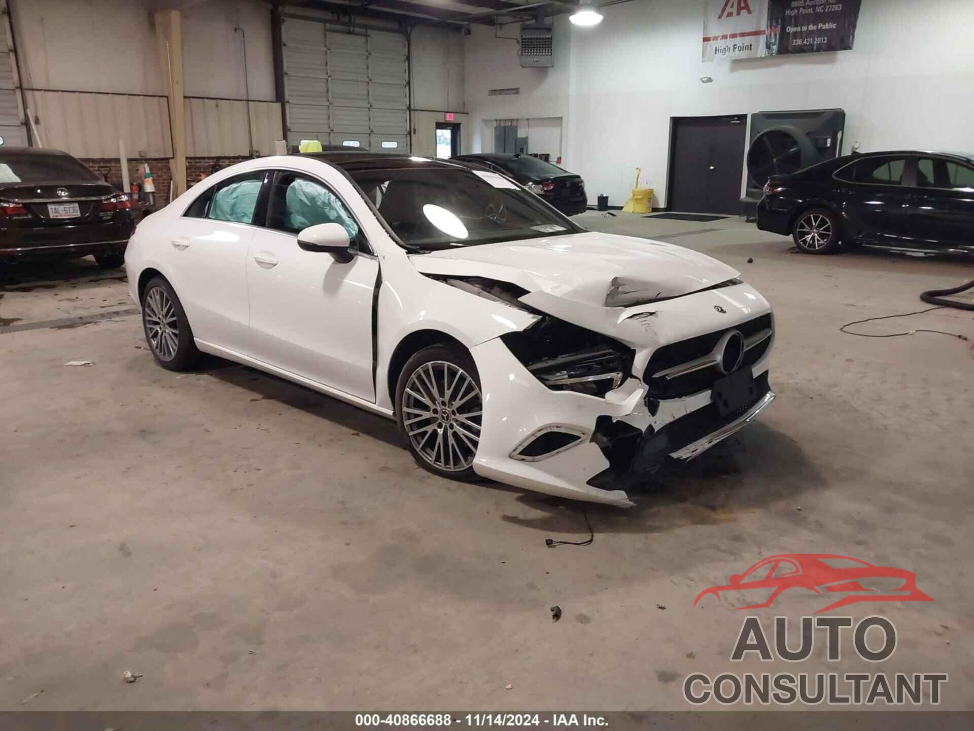 MERCEDES-BENZ CLA 250 2020 - W1K5J4HB4LN089987