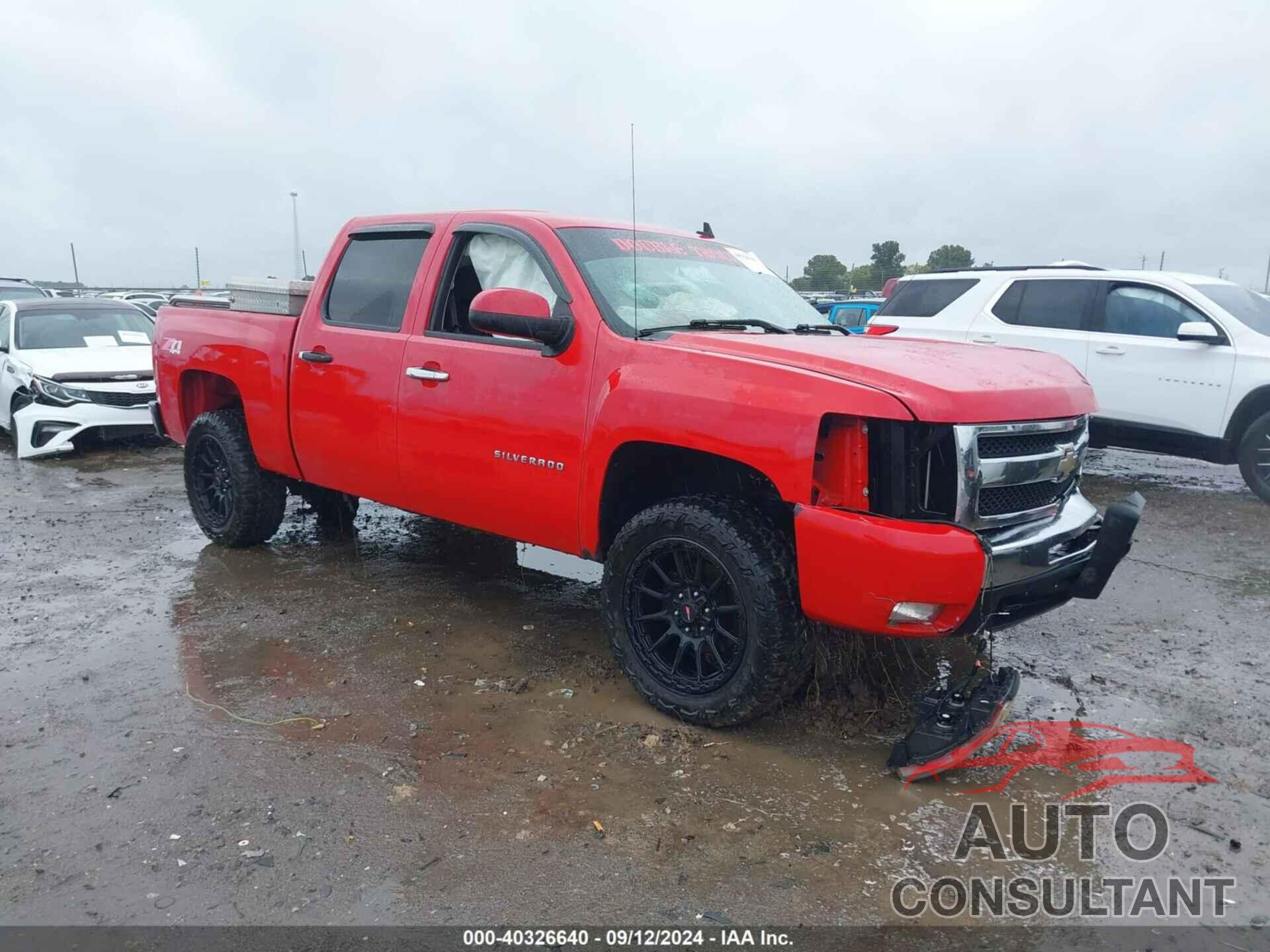 CHEVROLET SILVERADO 1500 2011 - 1GCPKSE31BF125001