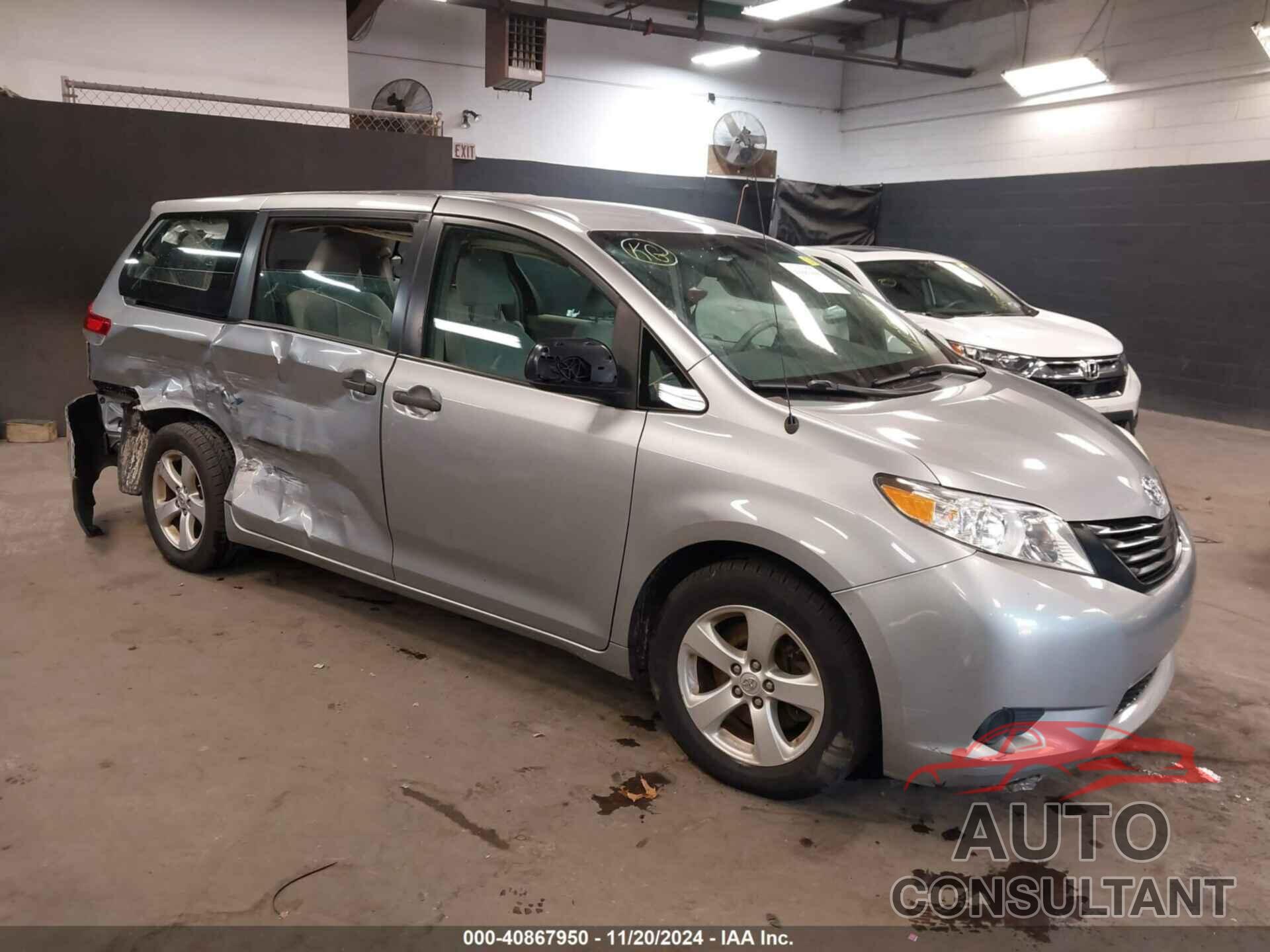 TOYOTA SIENNA 2012 - 5TDZK3DC2CS275622