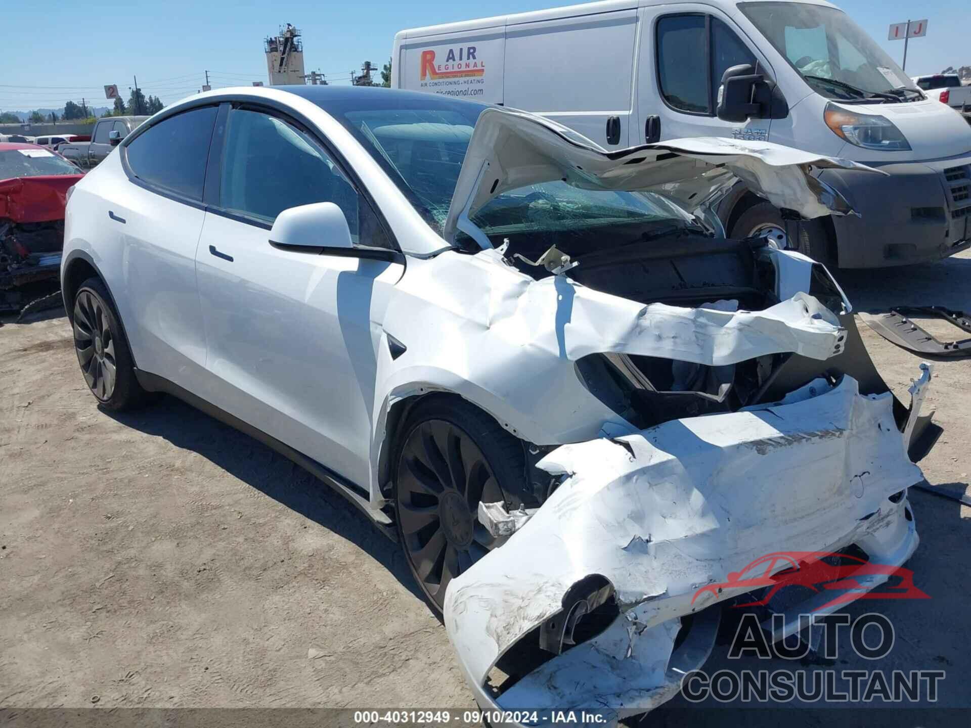 TESLA MODEL Y 2023 - 7SAYGDEF7PF876730