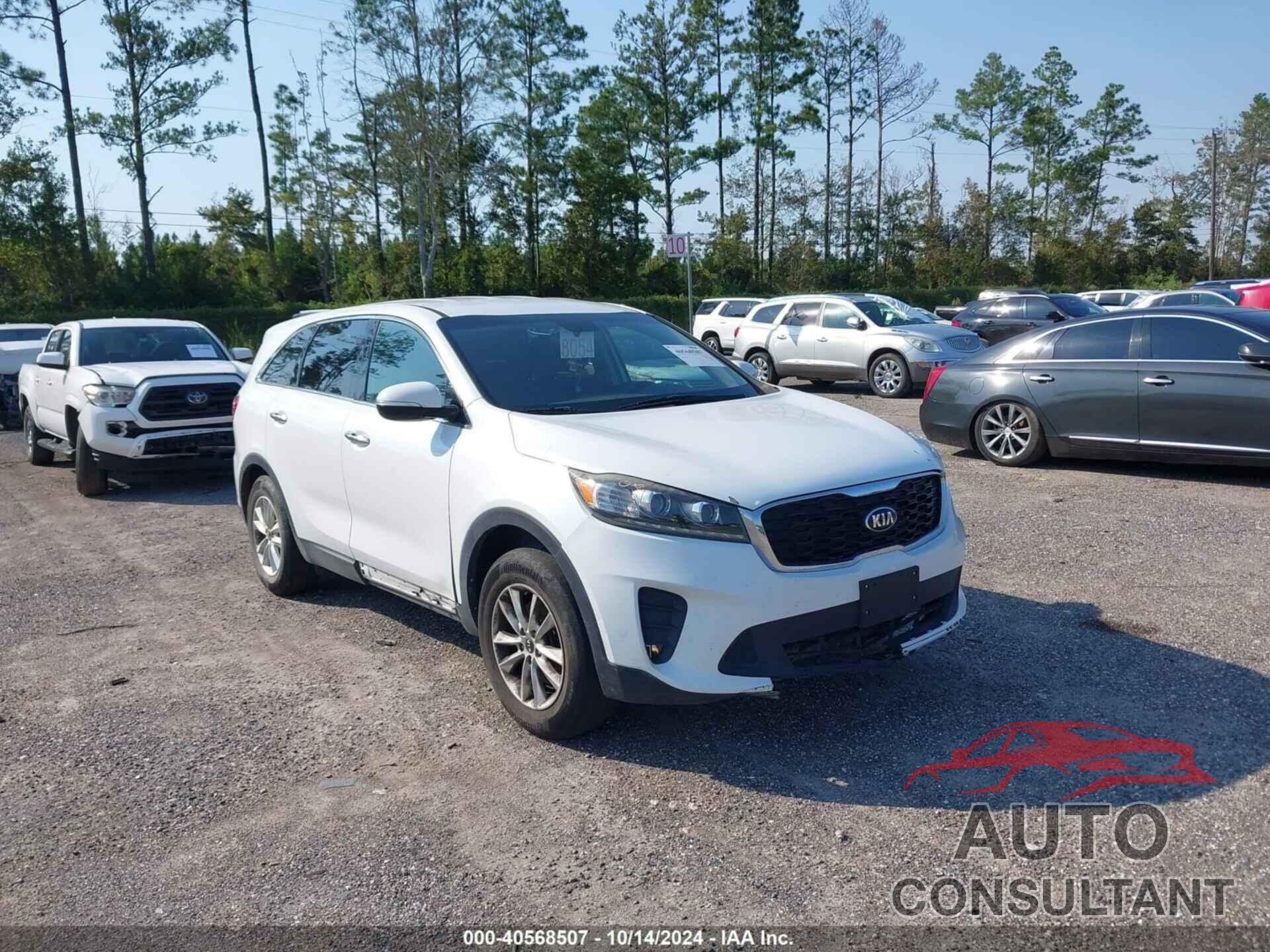 KIA SORENTO 2019 - 5XYPG4A53KG558899