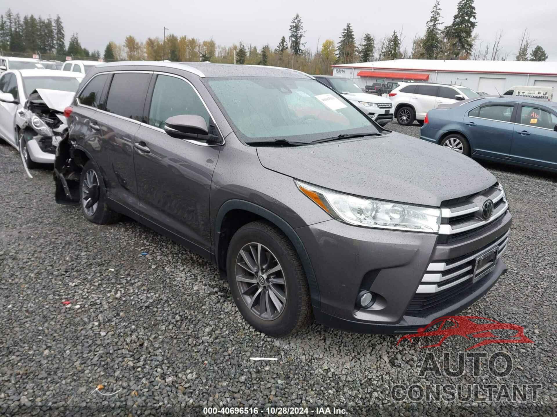 TOYOTA HIGHLANDER 2019 - 5TDJZRFH3KS588603