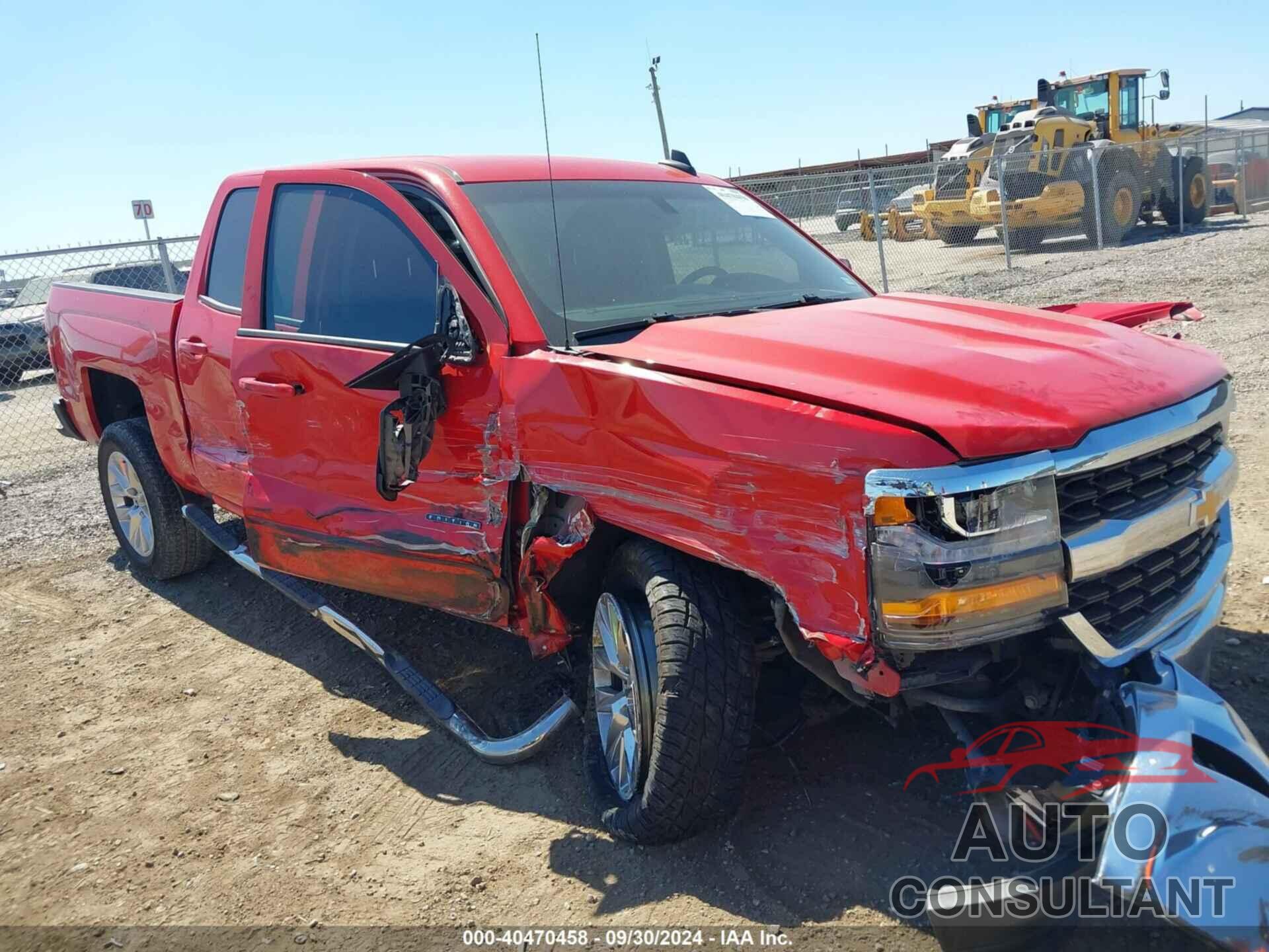 CHEVROLET SILVERADO 1500 2018 - 3GCPCREC0JG374117