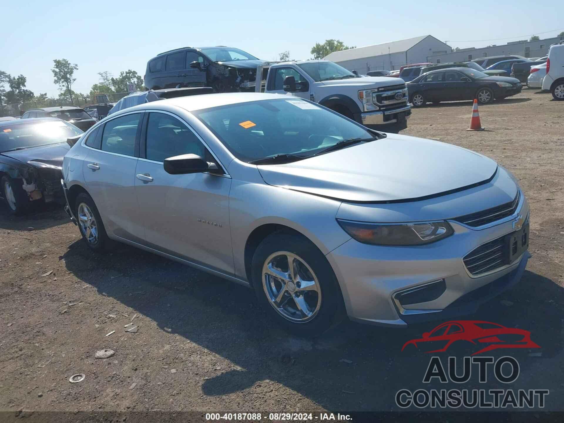 CHEVROLET MALIBU 2018 - 1G1ZB5ST8JF230026