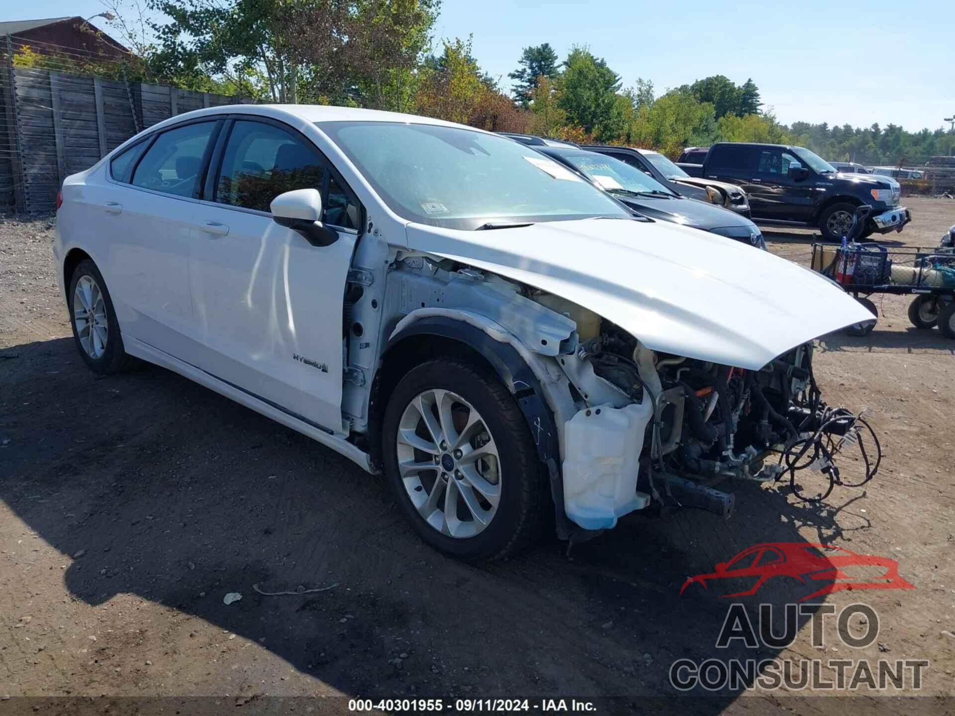 FORD FUSION HYBRID 2019 - 3FA6P0LUXKR212689