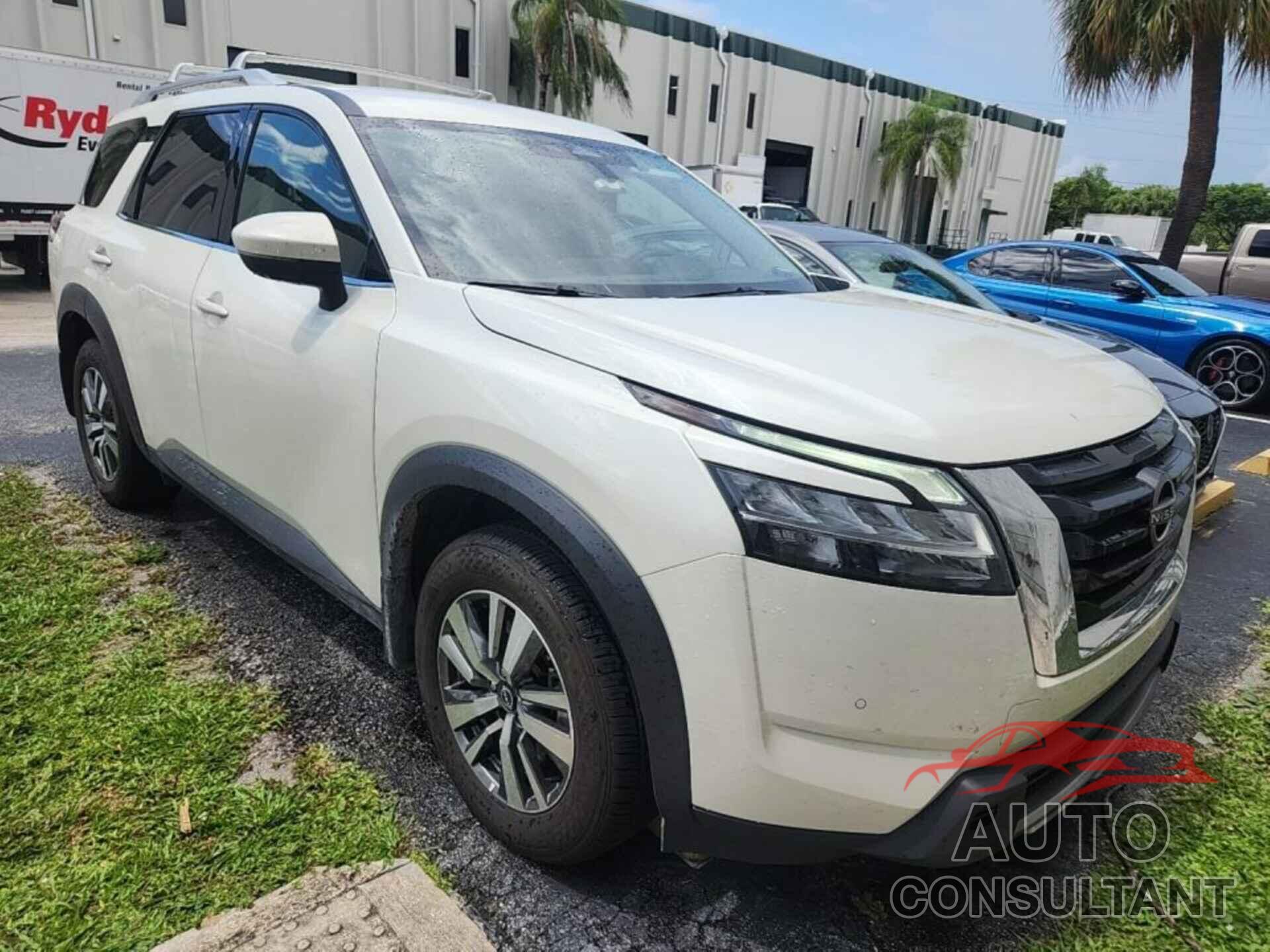 NISSAN PATHFINDER 2023 - 5N1DR3CCXPC261882