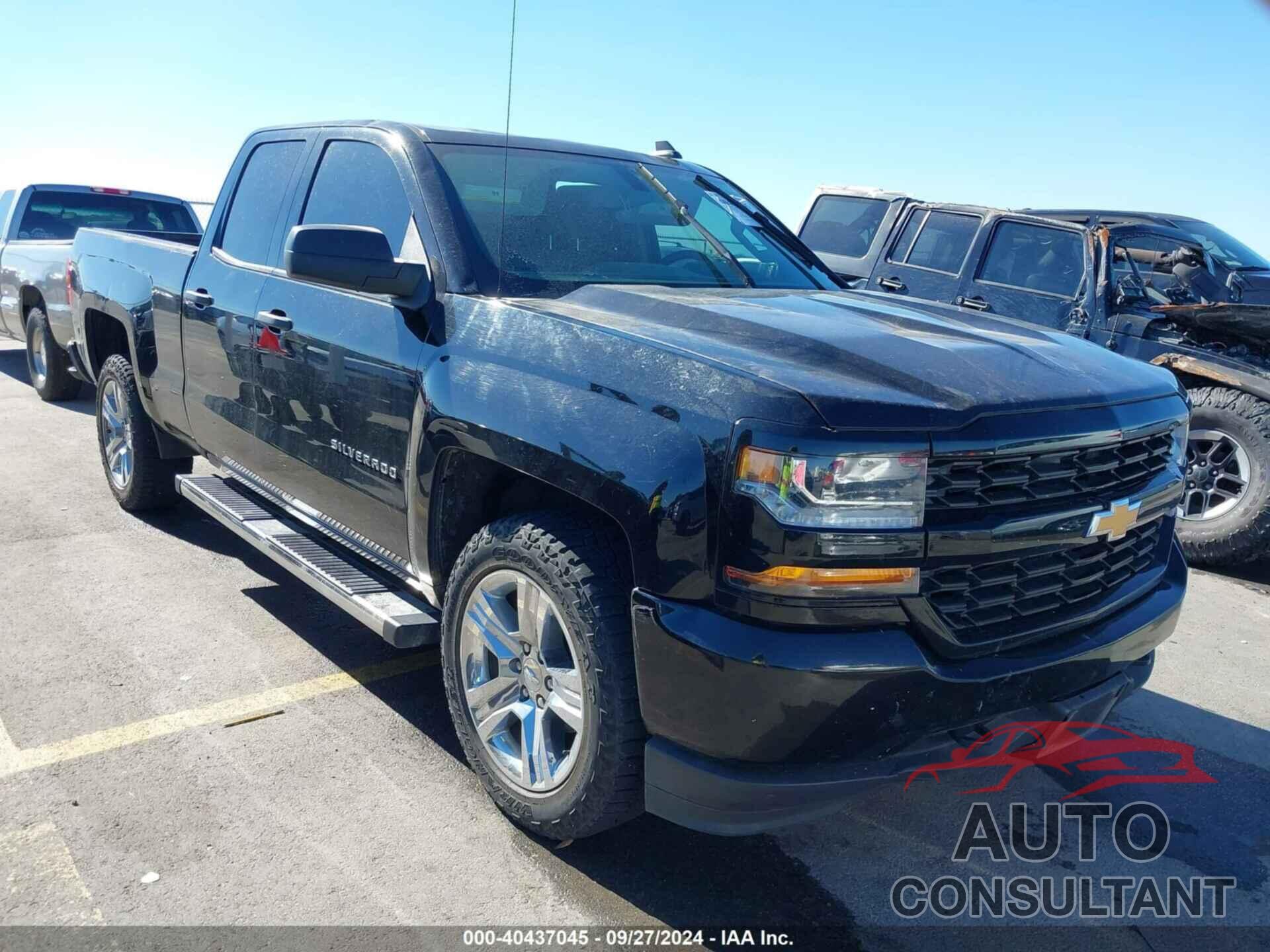 CHEVROLET SILVERADO 1500 2018 - 1GCRCPEH3JZ134164