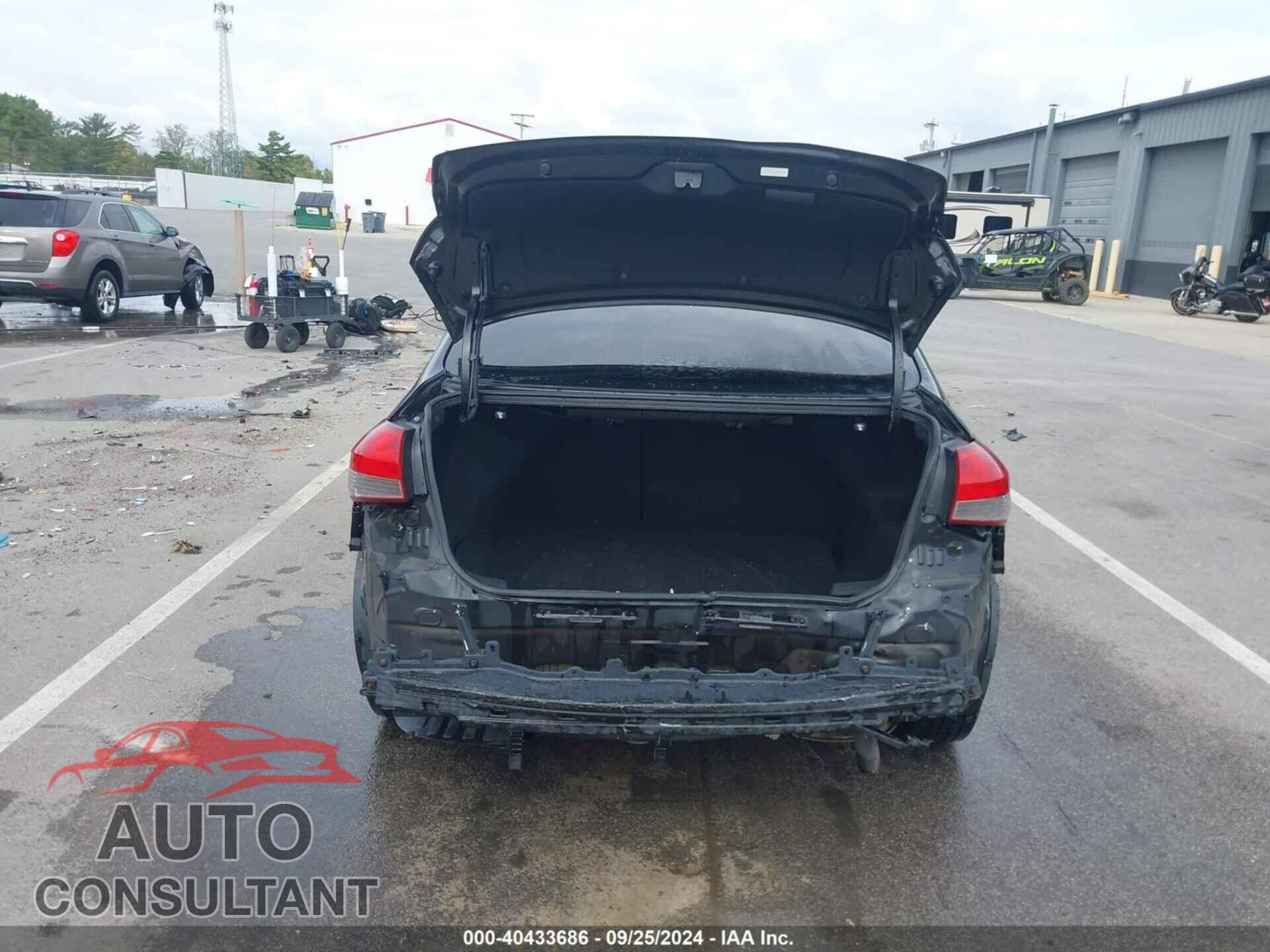 KIA FORTE 2017 - 3KPFK4A70HE099395