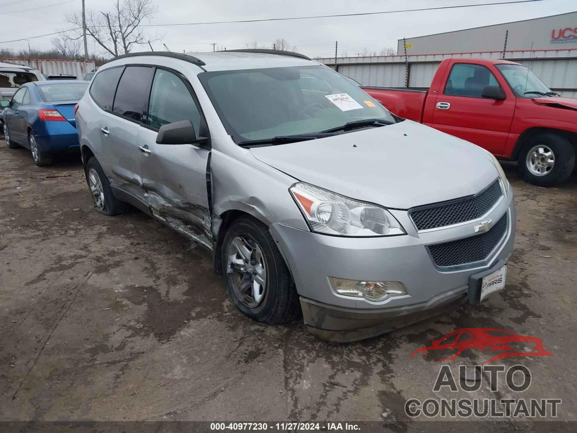 CHEVROLET TRAVERSE 2011 - 1GNKRFED4BJ128565
