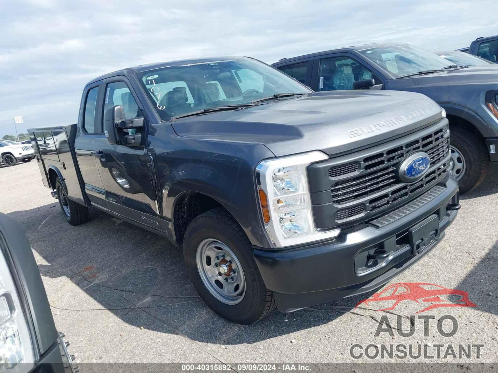 FORD F-250 2024 - 1FT8X2AT3RED24076