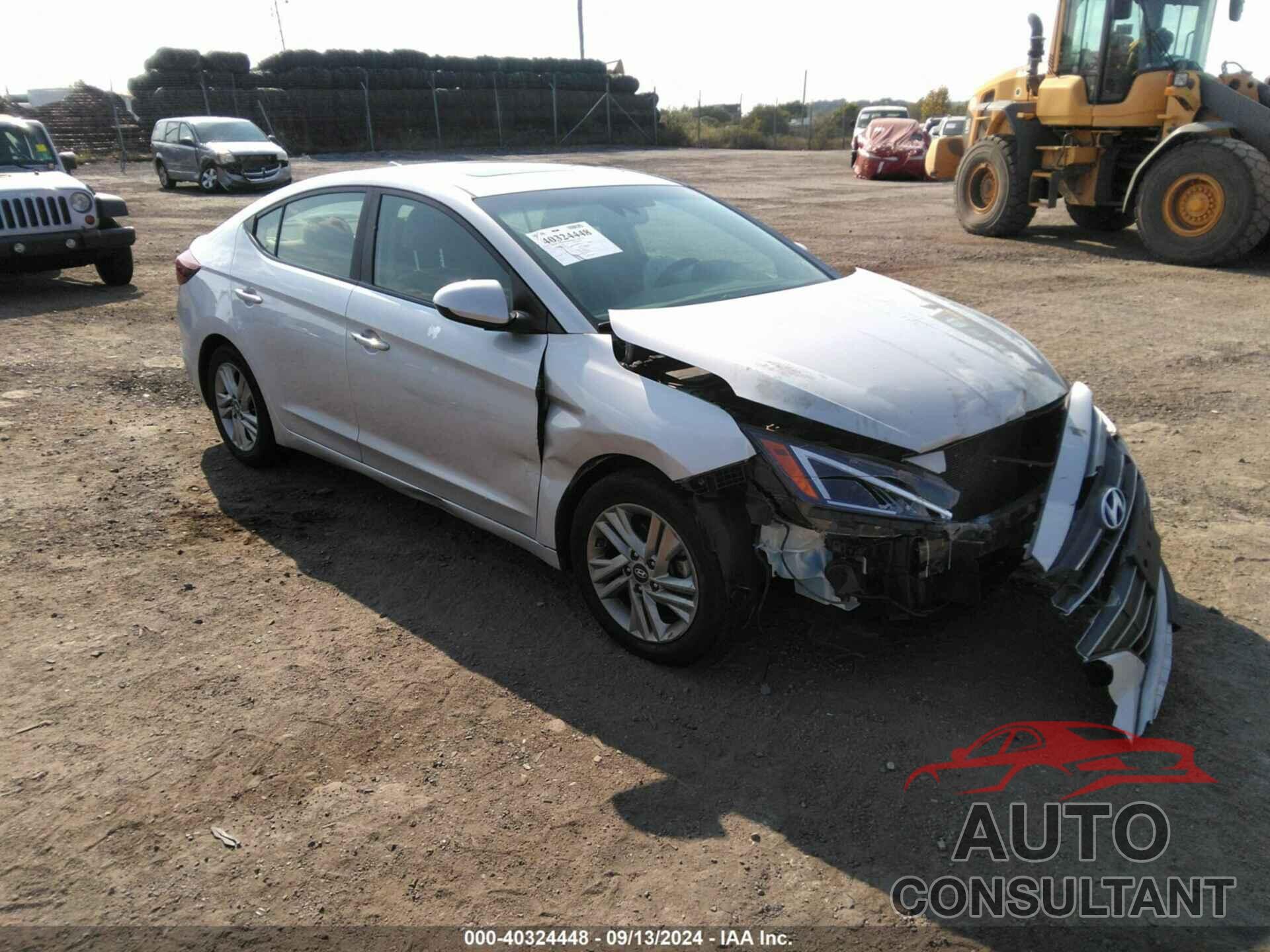 HYUNDAI ELANTRA 2019 - KMHD84LF3KU848768