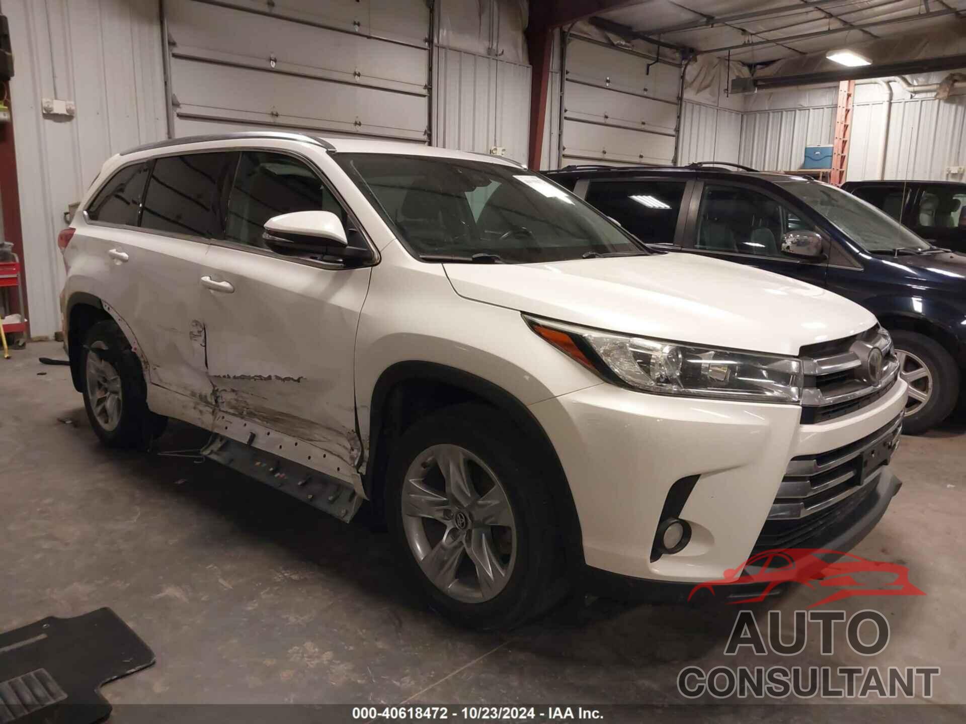 TOYOTA HIGHLANDER 2018 - 5TDDZRFH7JS490122