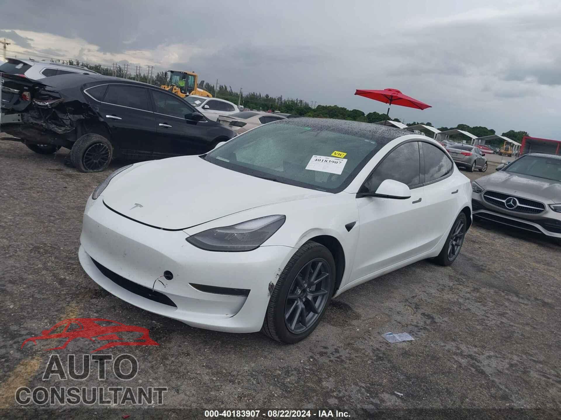 TESLA MODEL 3 2023 - 5YJ3E1EA3PF573573