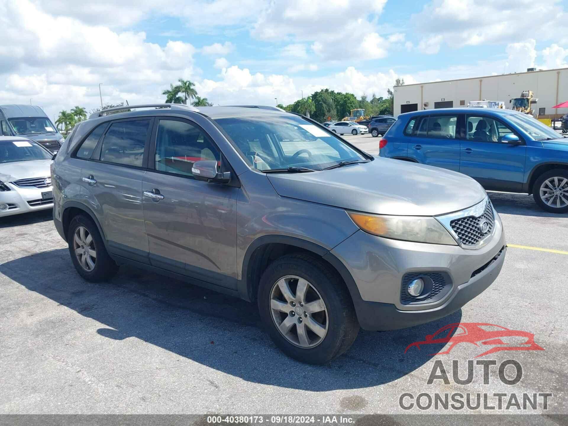 KIA SORENTO 2012 - 5XYKT3A62CG237754
