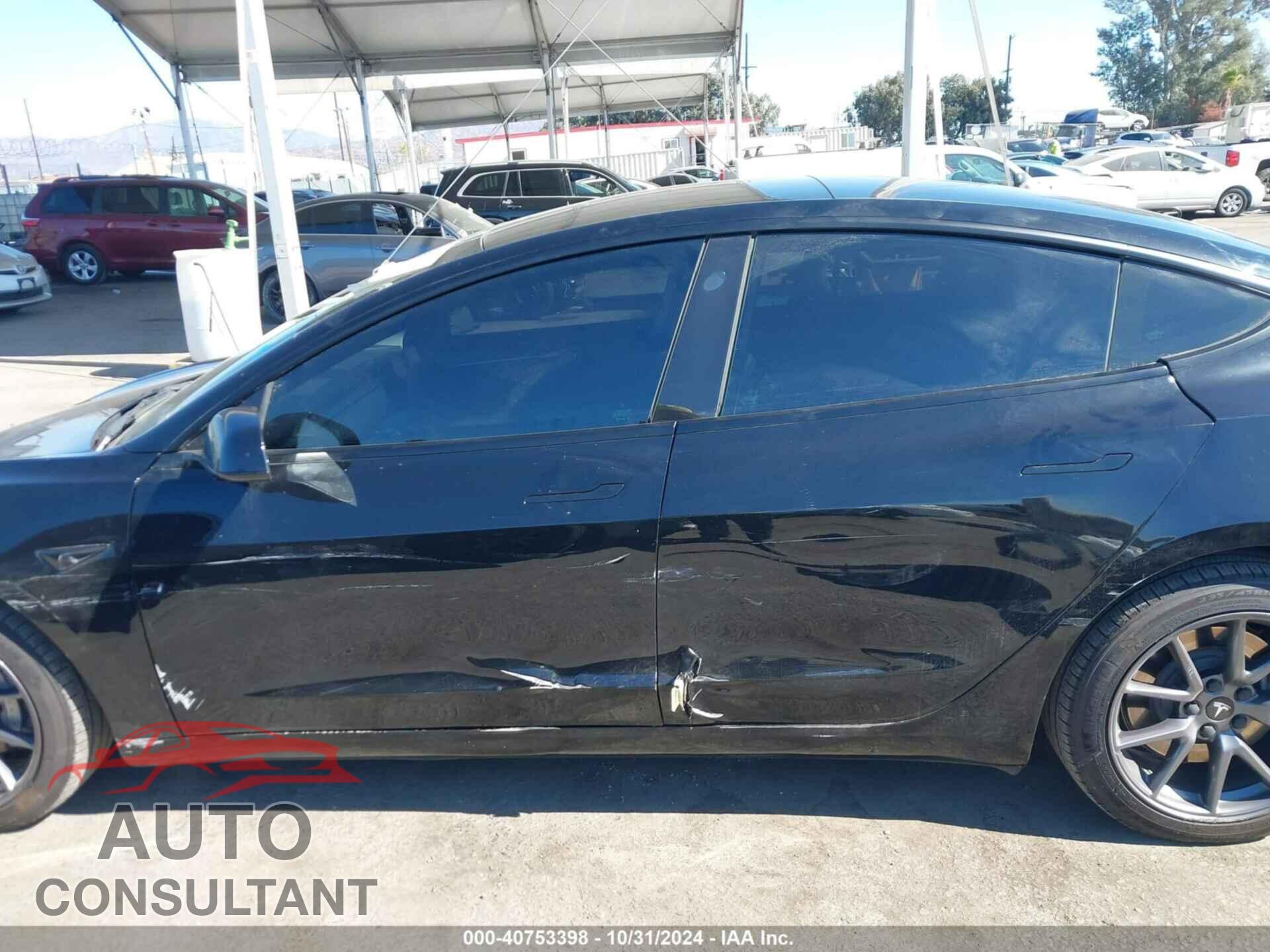 TESLA MODEL 3 2021 - 5YJ3E1EB5MF096519