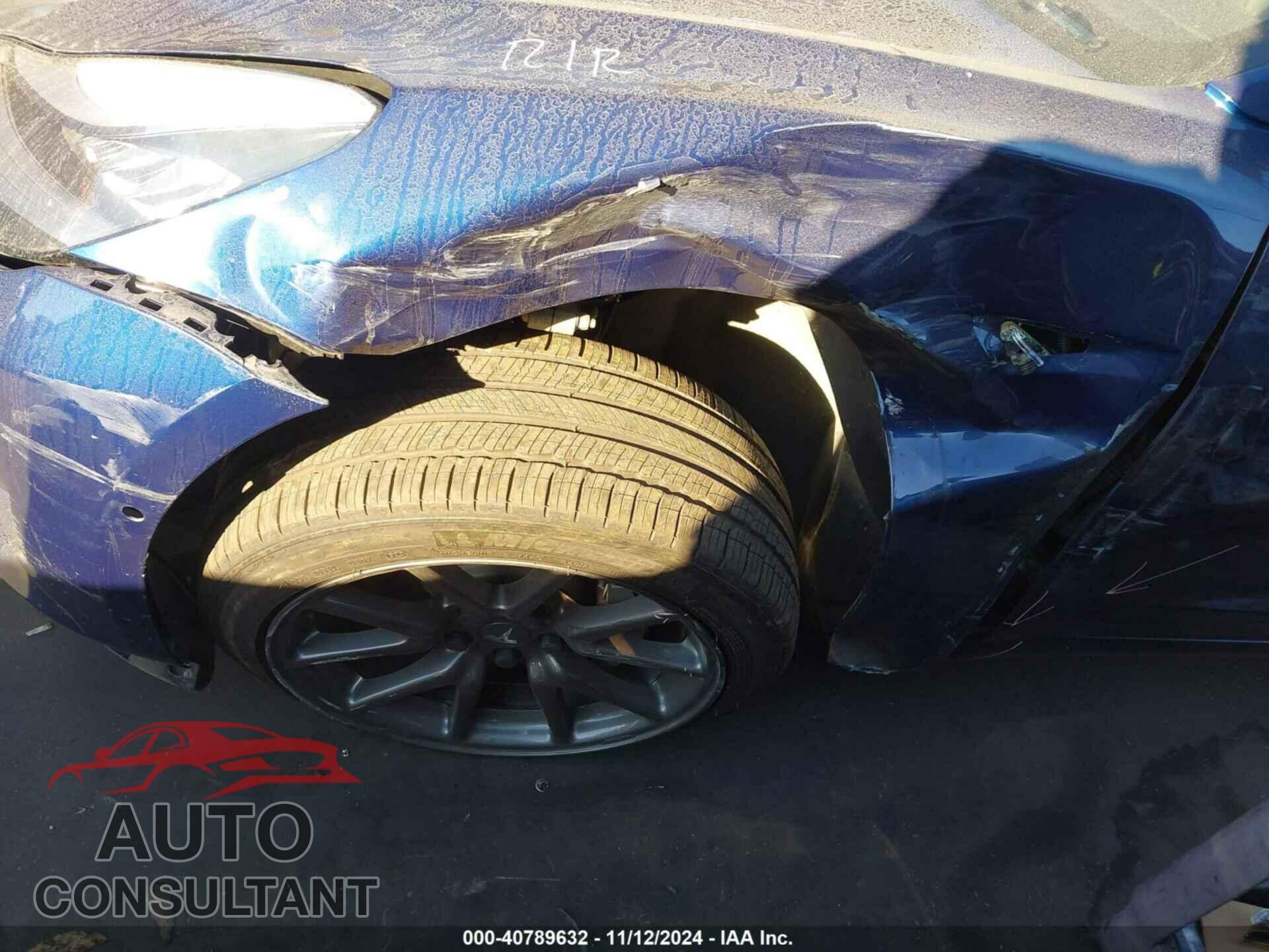 TESLA MODEL 3 2018 - 5YJ3E1EB3JF090147