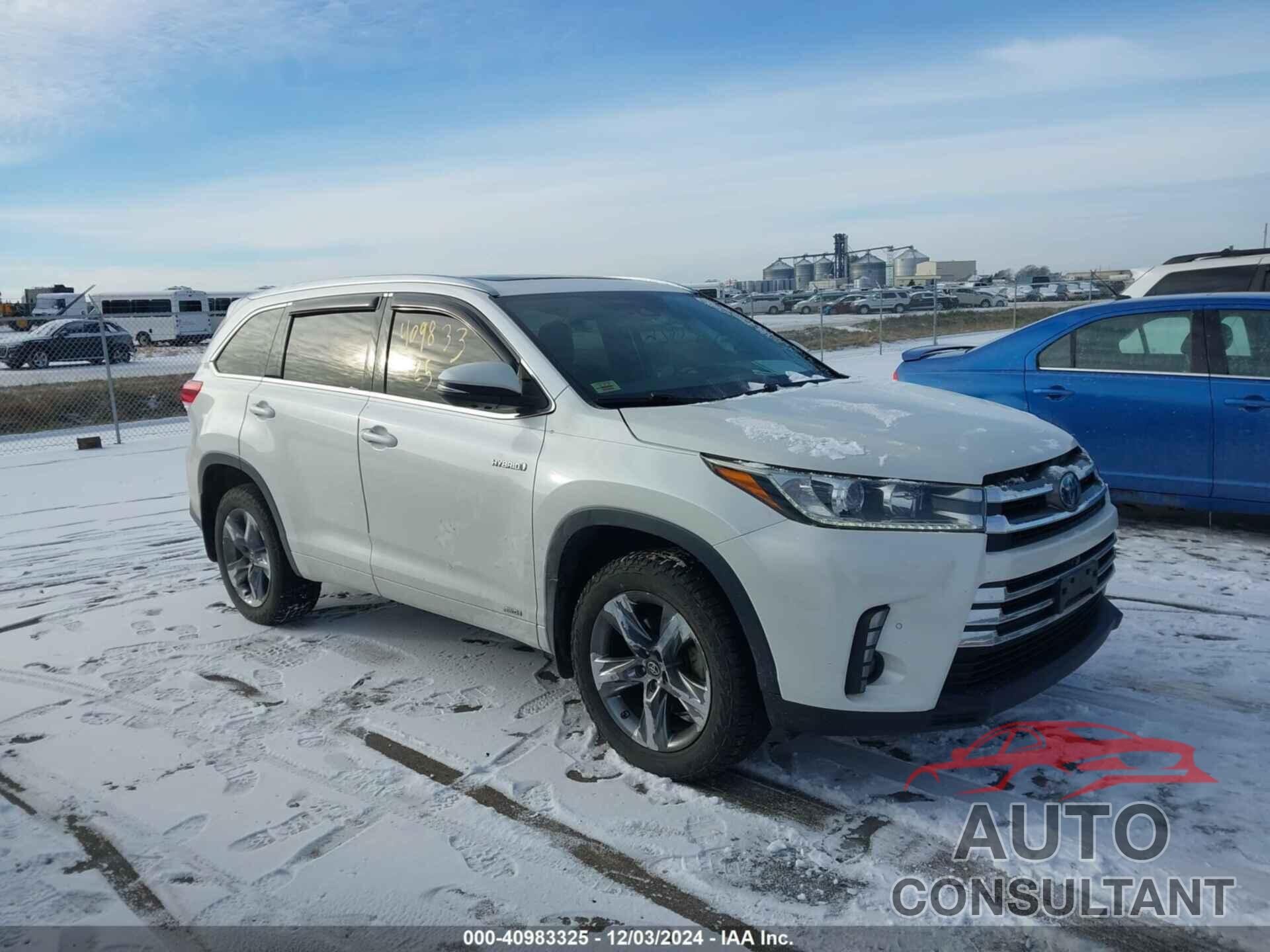 TOYOTA HIGHLANDER HYBRID 2018 - 5TDDGRFH0JS041001