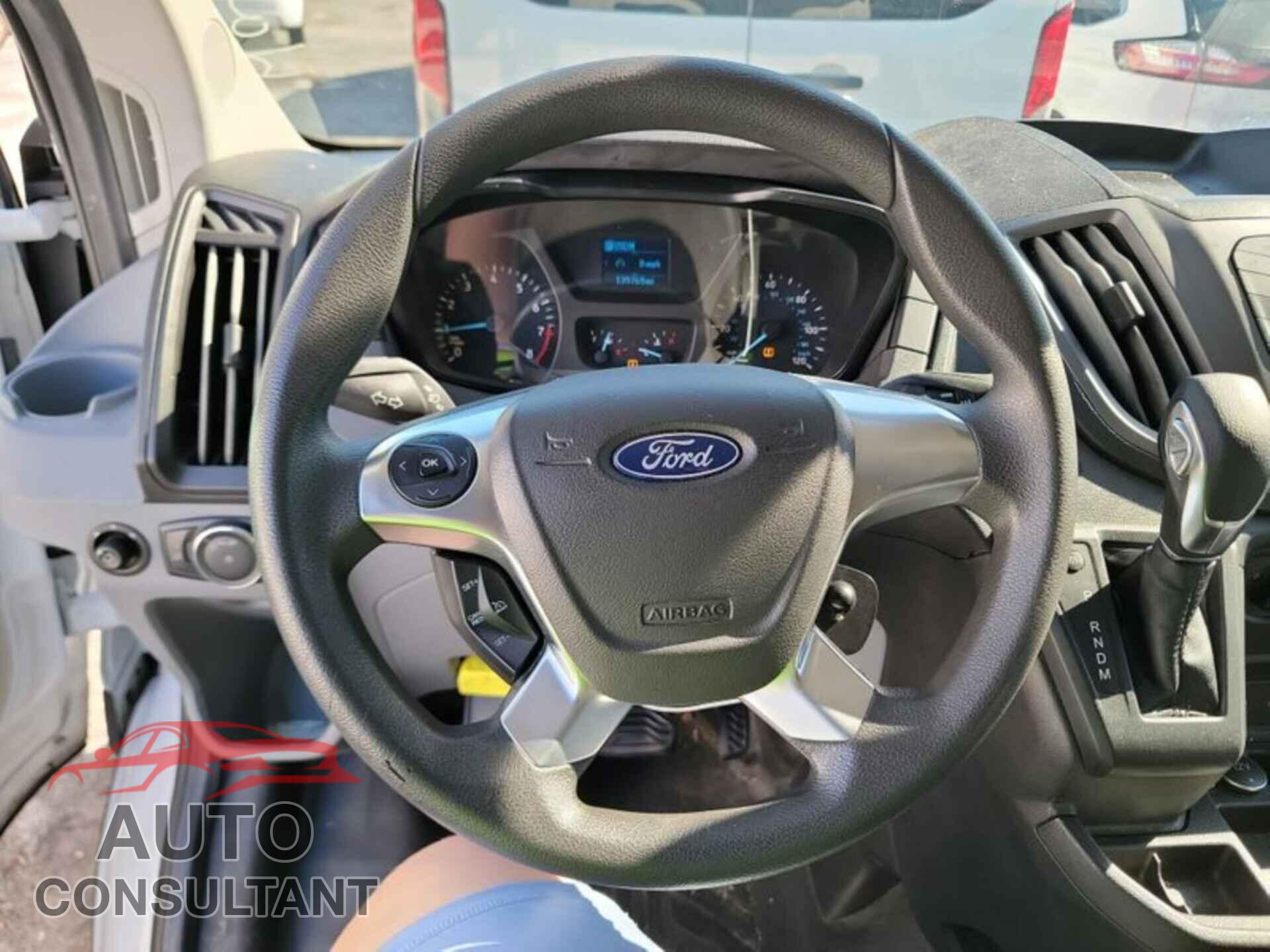 FORD TRANSIT 2019 - 1FTYR1YM6KKB72269