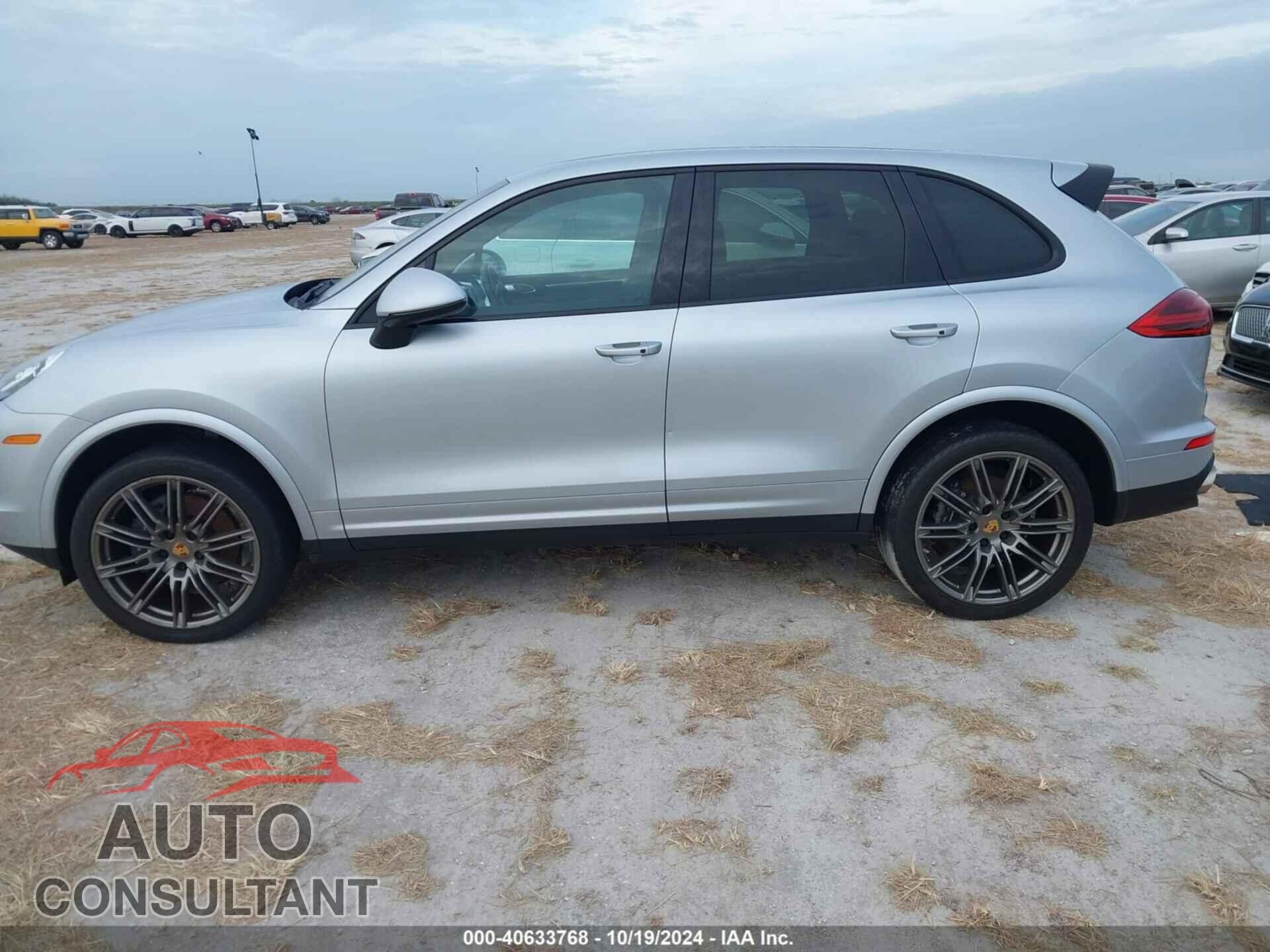 PORSCHE CAYENNE 2018 - WP1AA2A29JKA02122