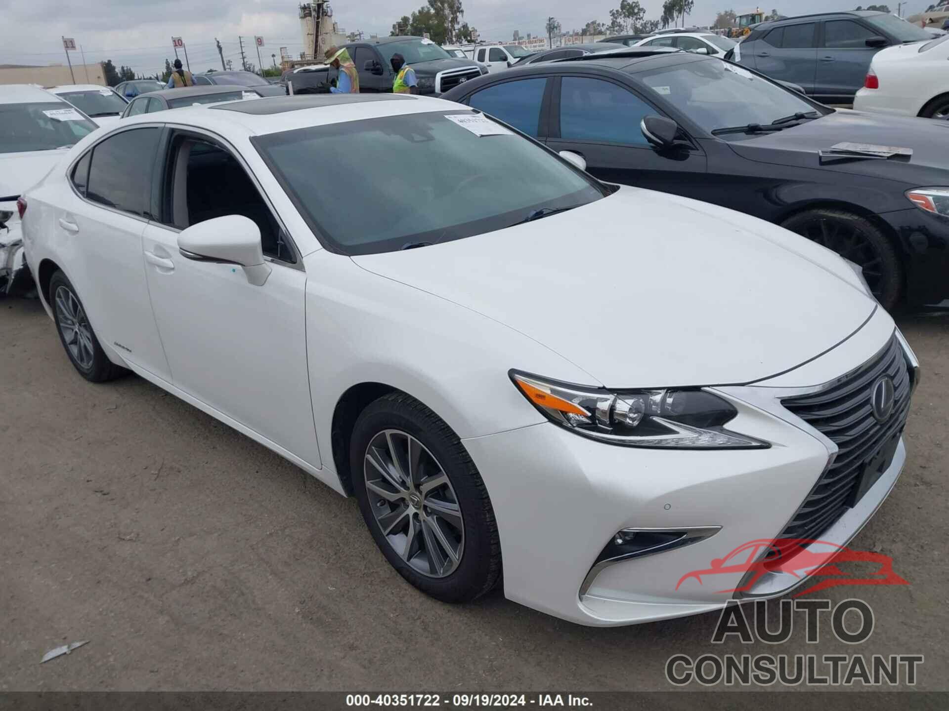 LEXUS ES 300H 2018 - JTHBW1GG3J2185648