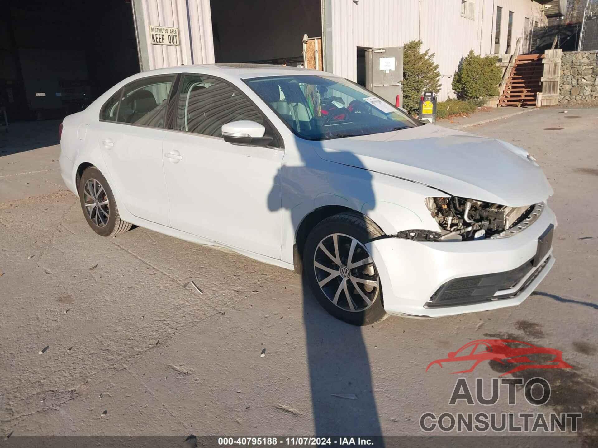 VOLKSWAGEN JETTA 2017 - 3VWDB7AJ8HM379993