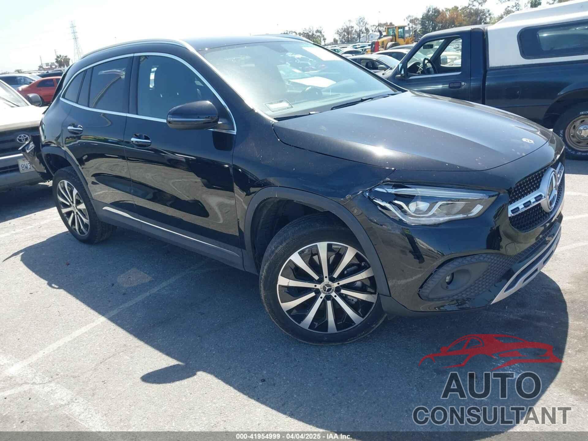 MERCEDES-BENZ GLA 250 2023 - W1N4N4GB1PJ510839