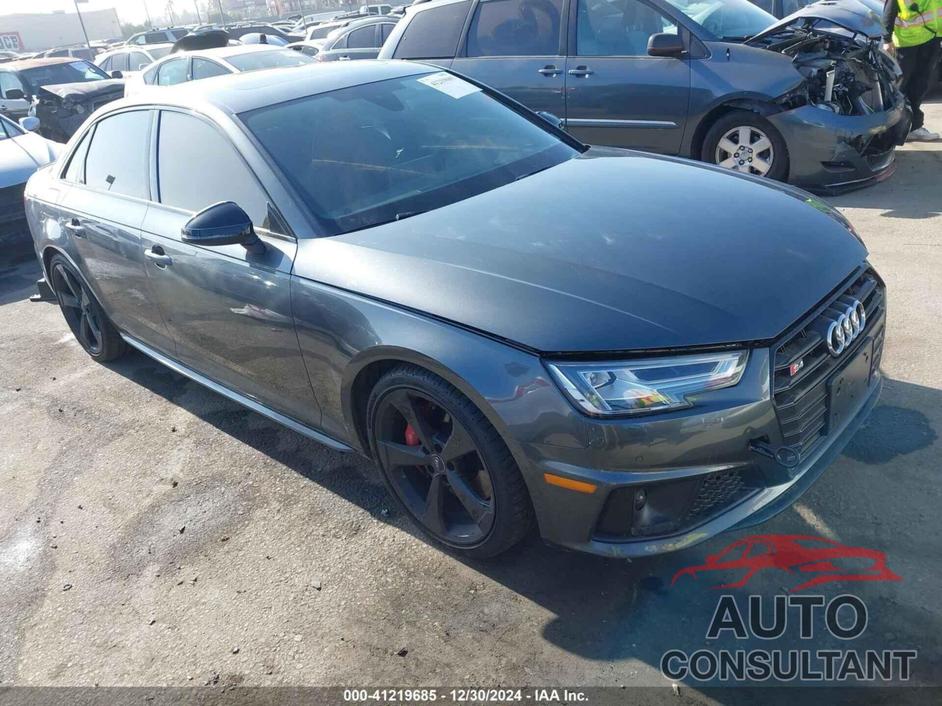 AUDI S4 2019 - WAUB4AF43KA006303