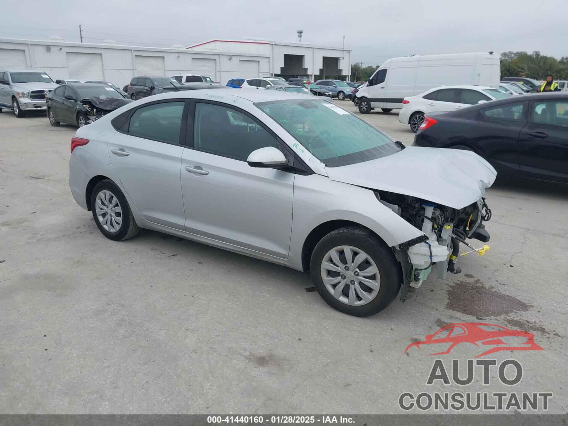 HYUNDAI ACCENT 2022 - 3KPC24A62NE161255
