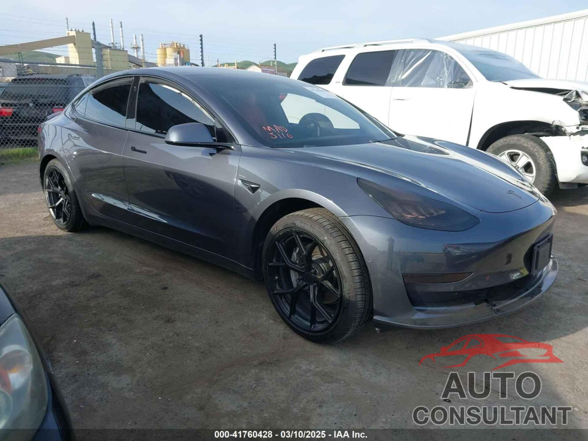 TESLA MODEL 3 2019 - 5YJ3E1EB6KF413320