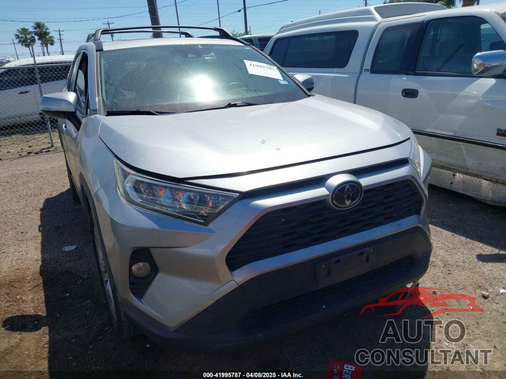 TOYOTA RAV4 2019 - JTMC1RFV2KD517023