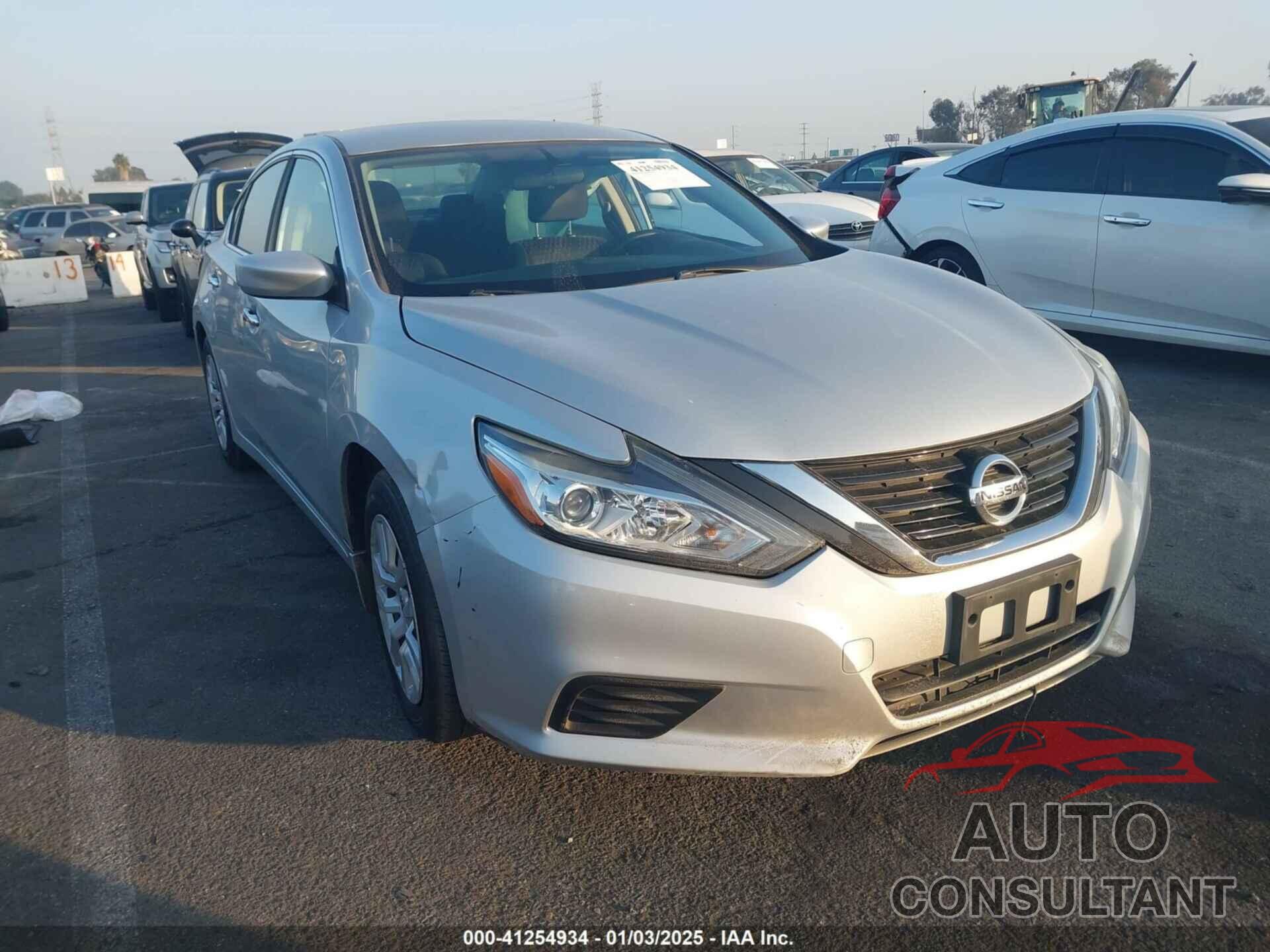 NISSAN ALTIMA 2018 - 1N4AL3AP0JC163455