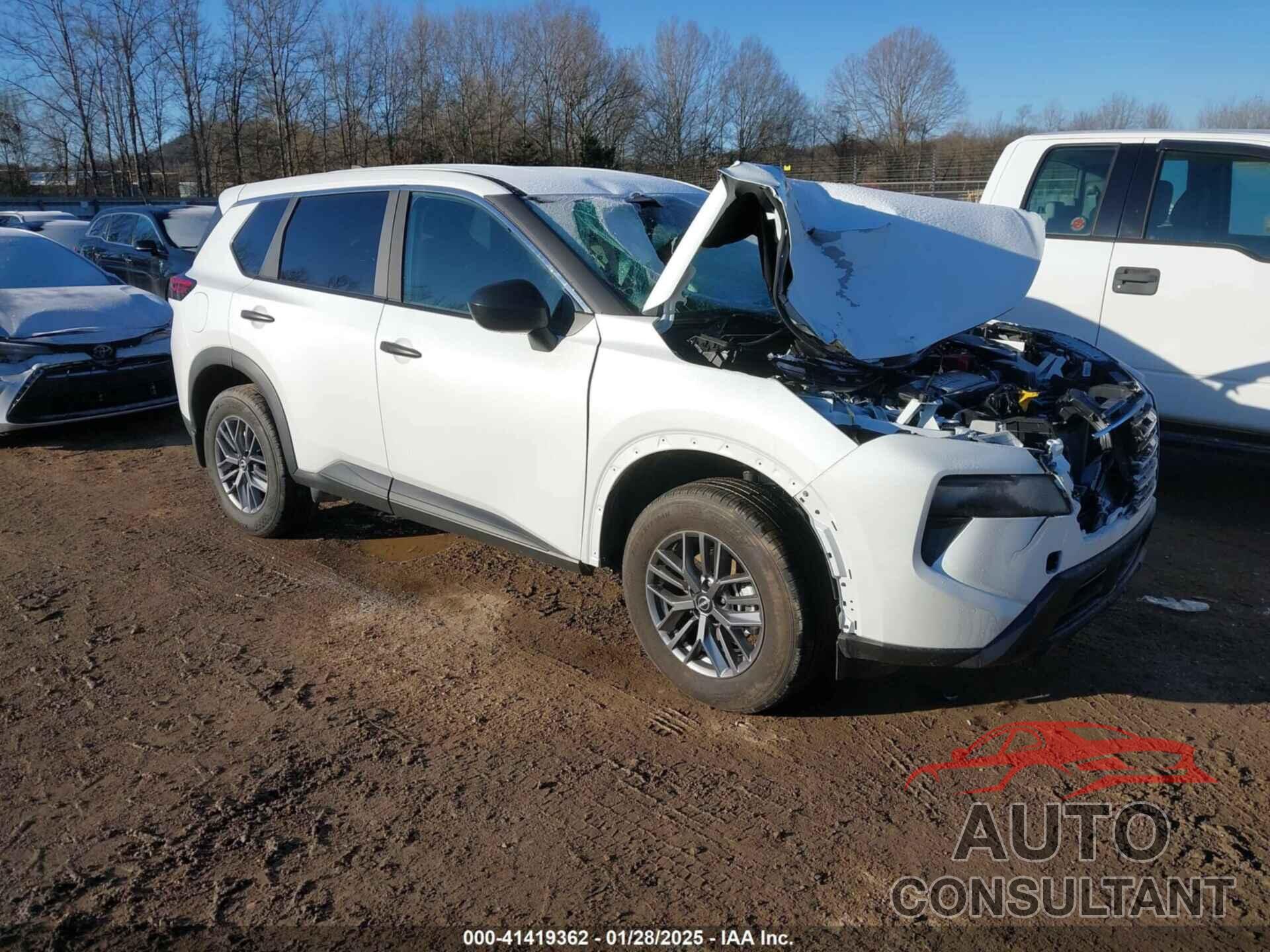 NISSAN ROGUE 2024 - 5N1BT3AB7RC685736