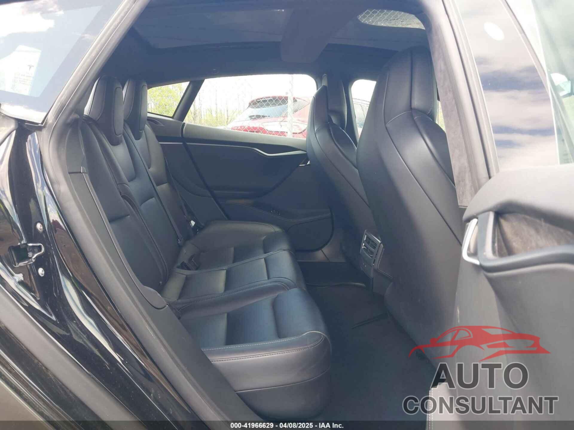 TESLA MODEL S 2018 - 5YJSA1E48JF268871