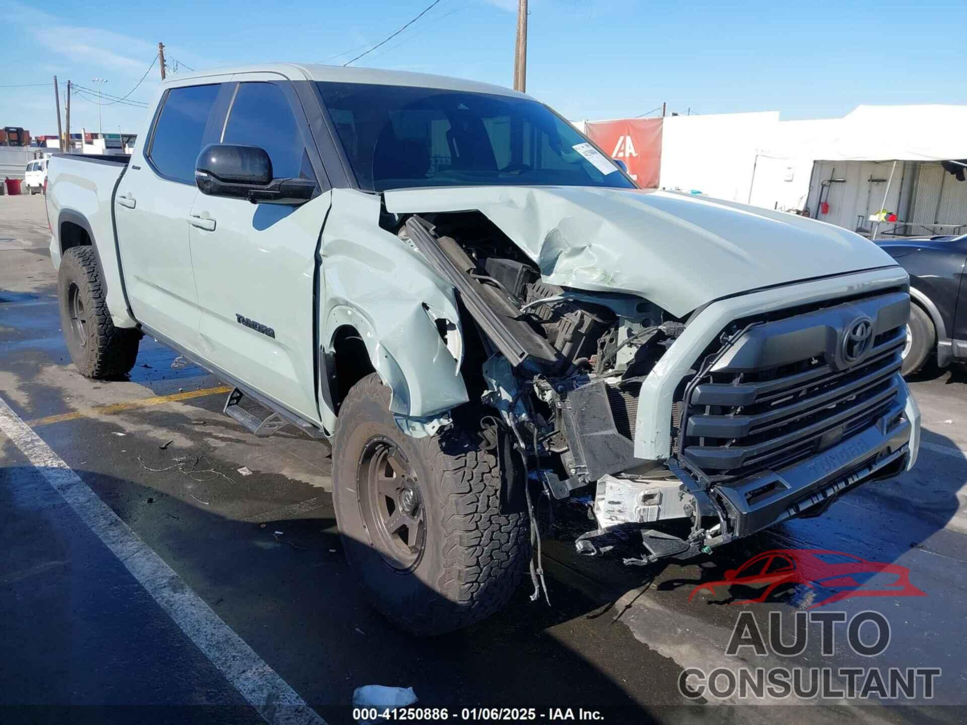 TOYOTA TUNDRA 2024 - 5TFWA5DB2RX132777