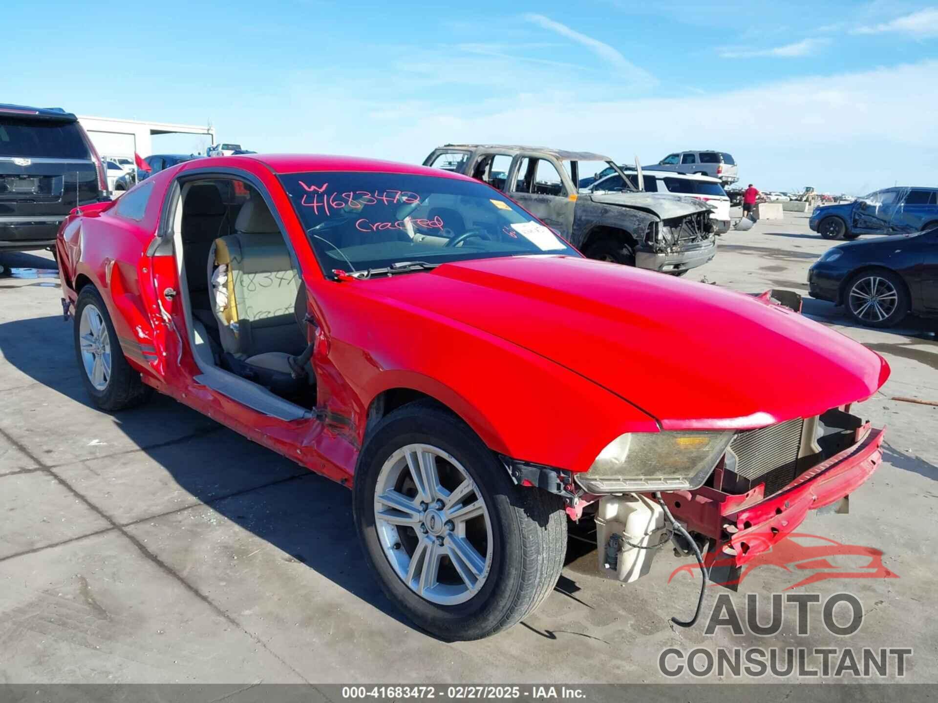 FORD MUSTANG 2011 - 1ZVBP8AM2B5115755