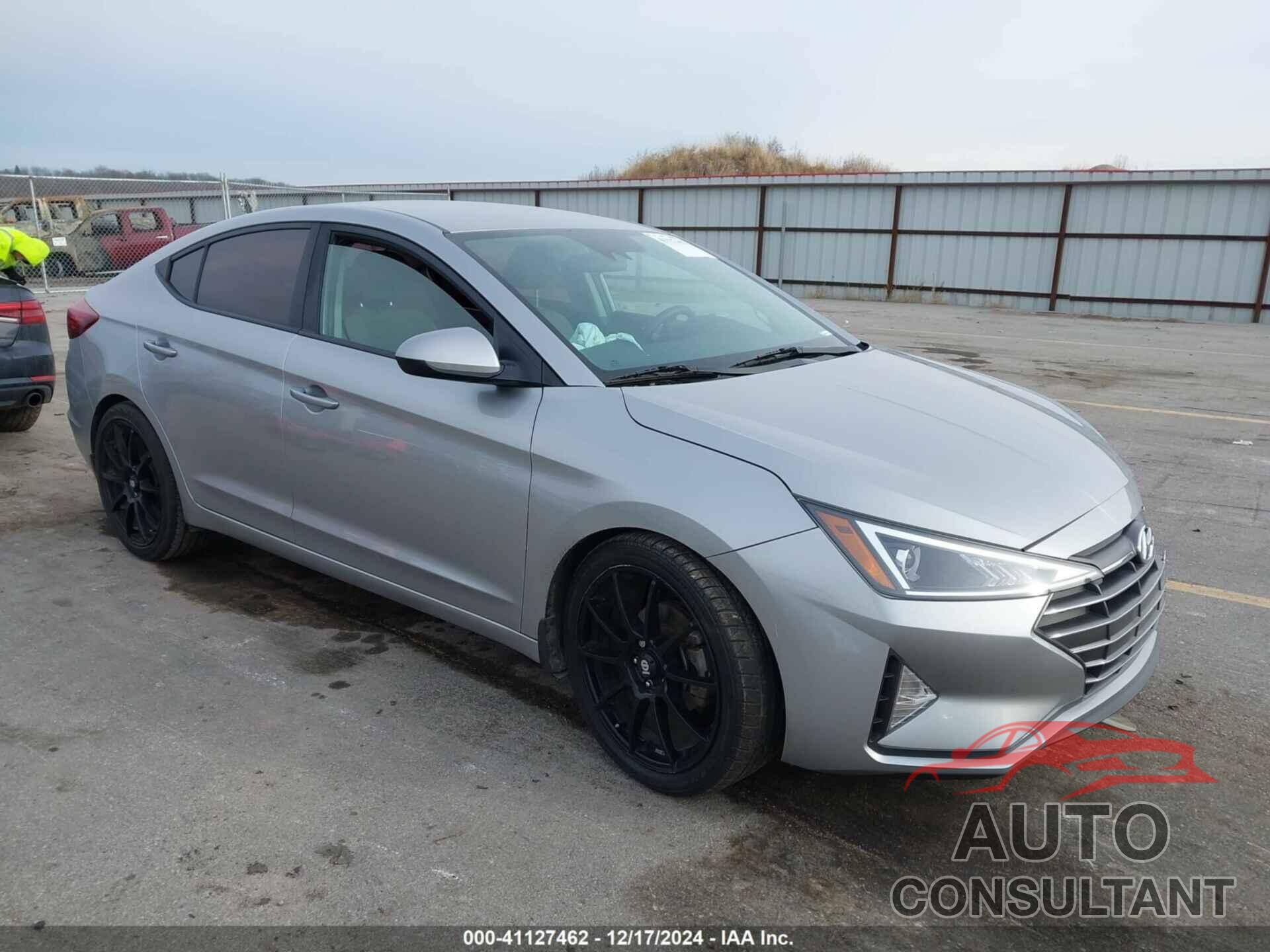 HYUNDAI ELANTRA 2020 - 5NPD74LF5LH559717