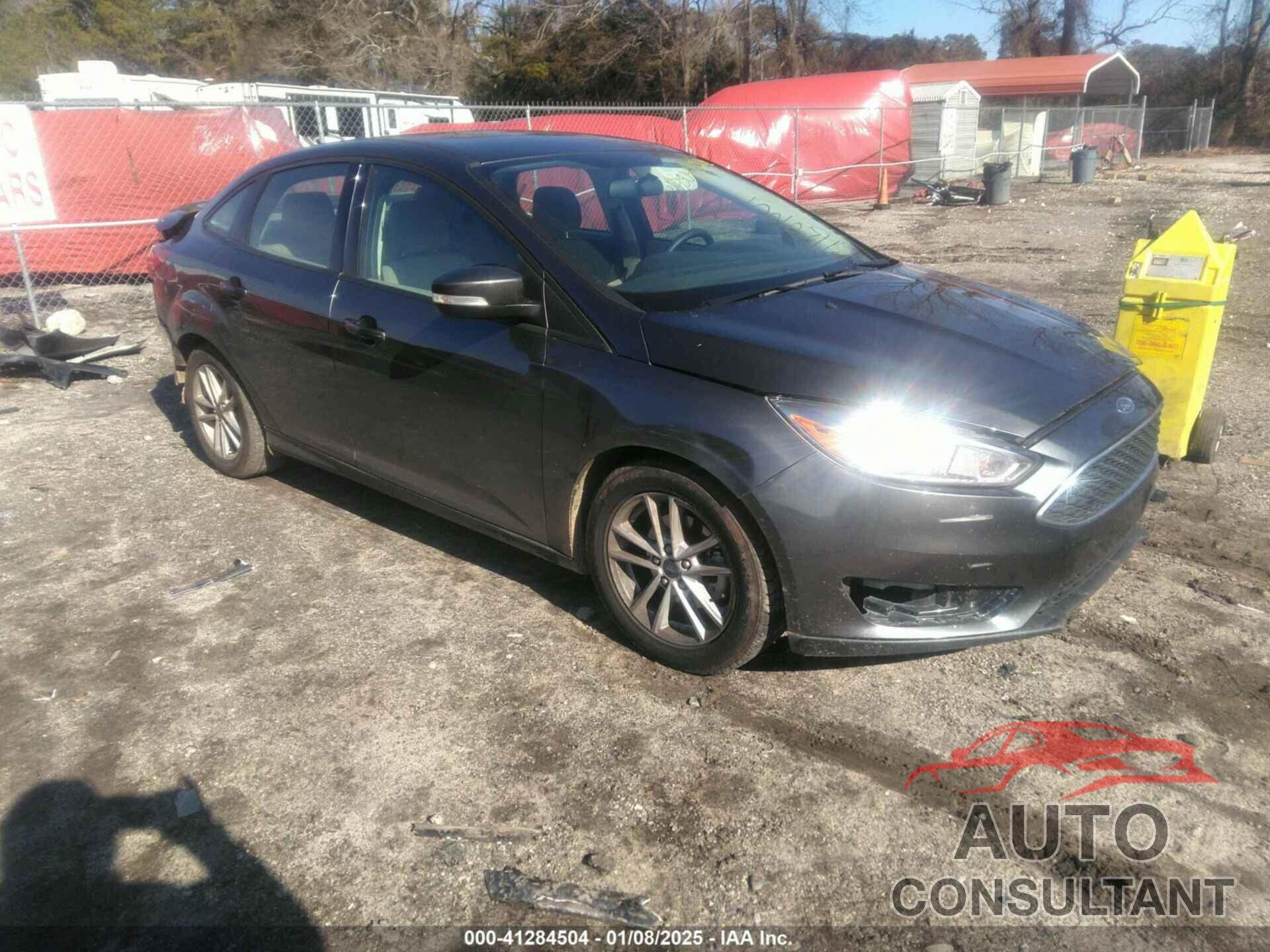 FORD FOCUS 2017 - 1FADP3F24HL341621