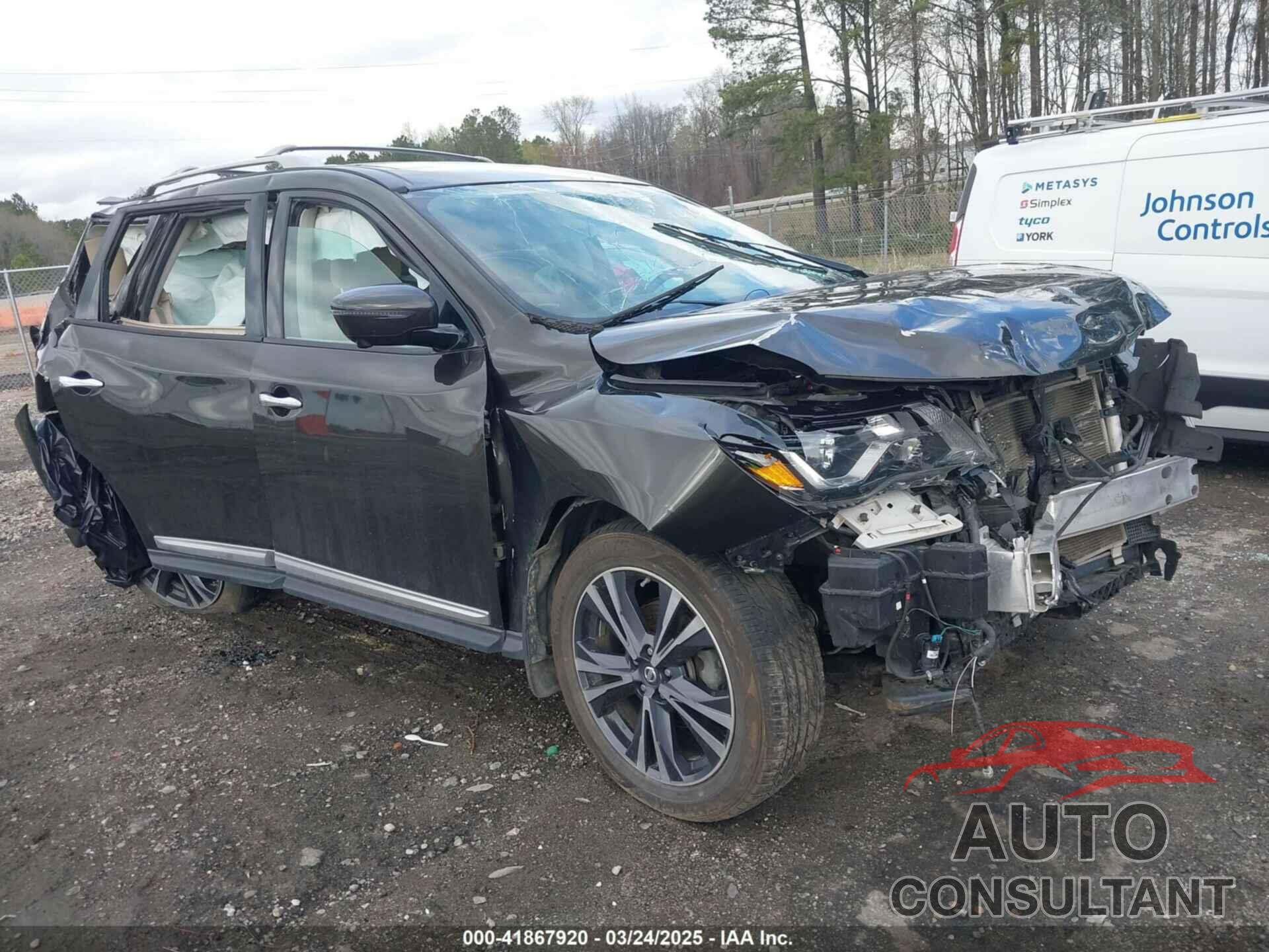 NISSAN PATHFINDER 2017 - 5N1DR2MM5HC623250