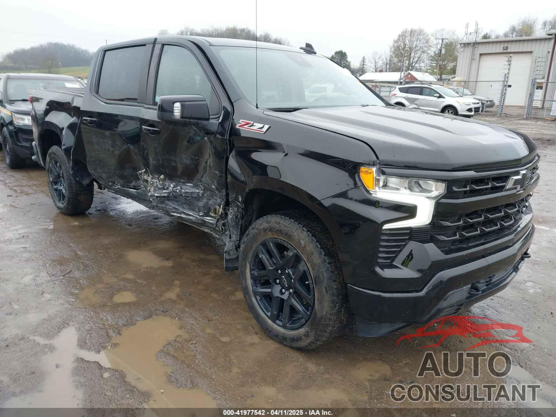 CHEVROLET SILVERADO 1500 2023 - 1GCUDEED5PZ265761