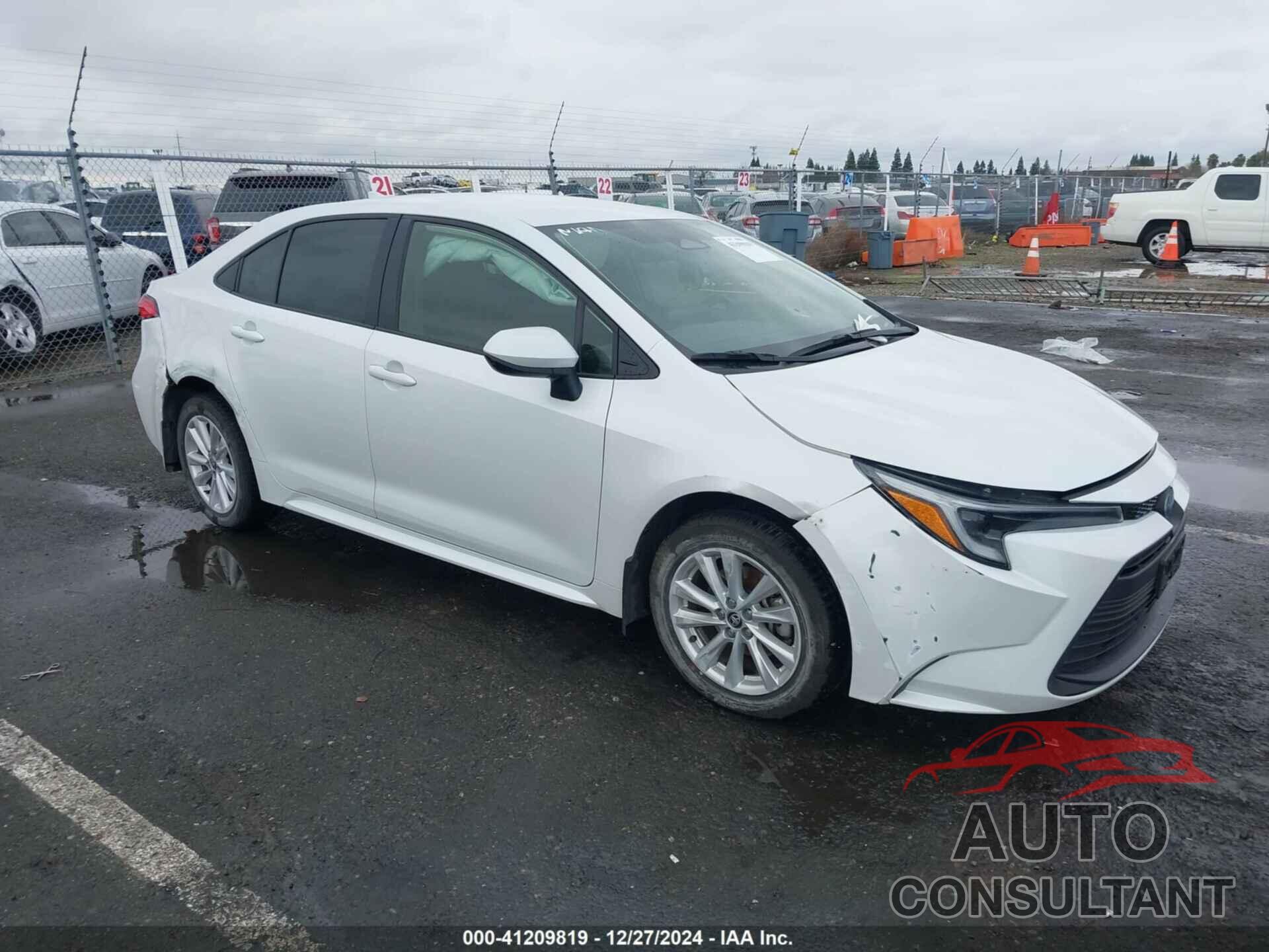TOYOTA COROLLA 2023 - JTDBCMFE9P3009508